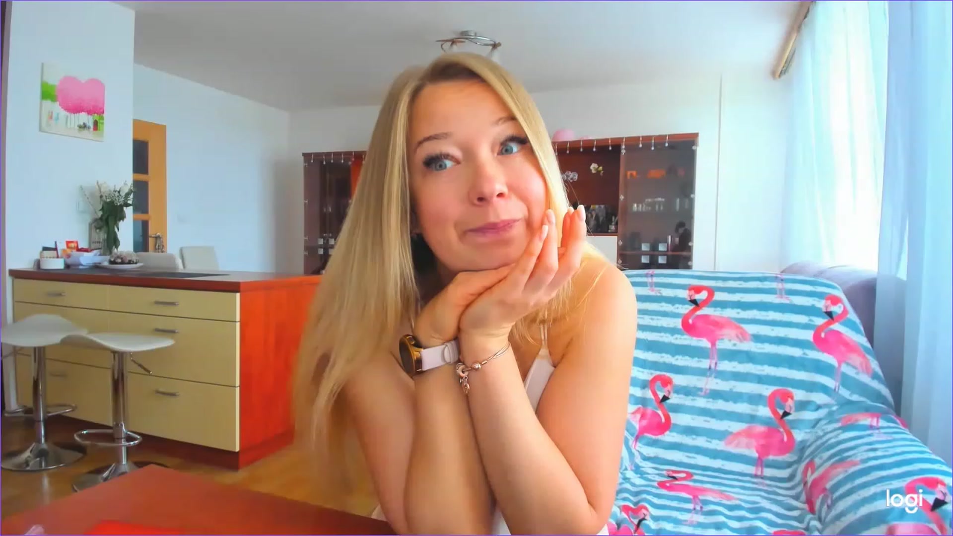 Gallery image thumbnail from FlamingoDream's myfreecams stream on, 05/15/2023, 15:33 image 4 of 20
