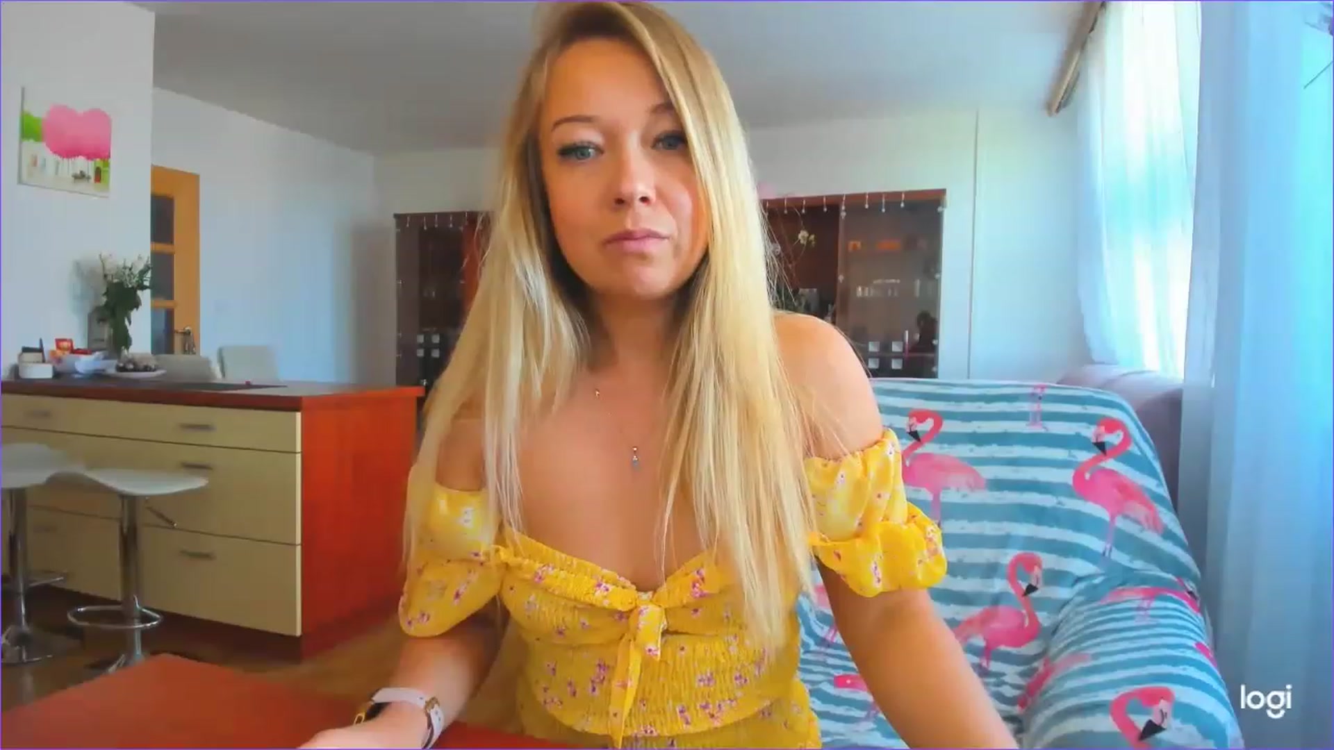 Gallery image thumbnail from FlamingoDream's myfreecams stream on, 05/15/2023, 17:05 image 3 of 20