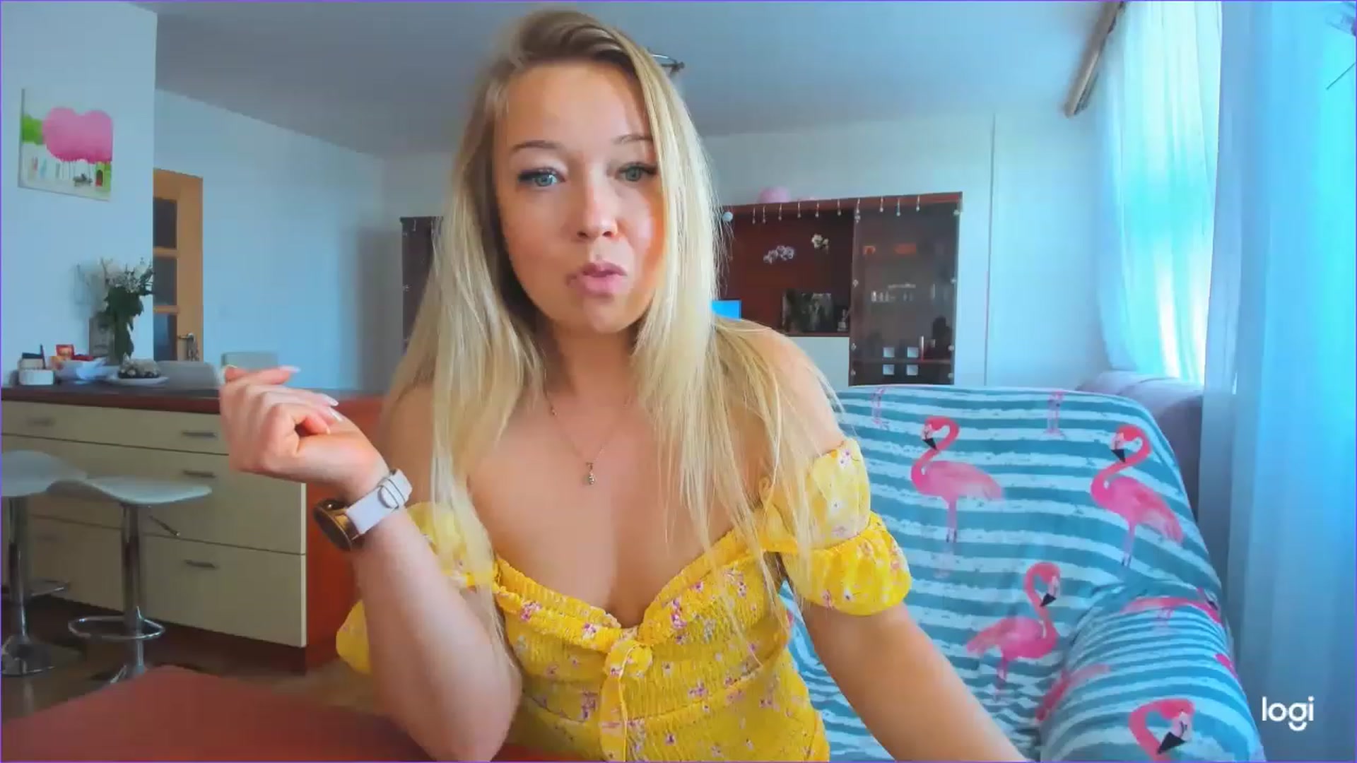 Gallery image thumbnail from FlamingoDream's myfreecams stream on, 05/15/2023, 17:05 image 10 of 20