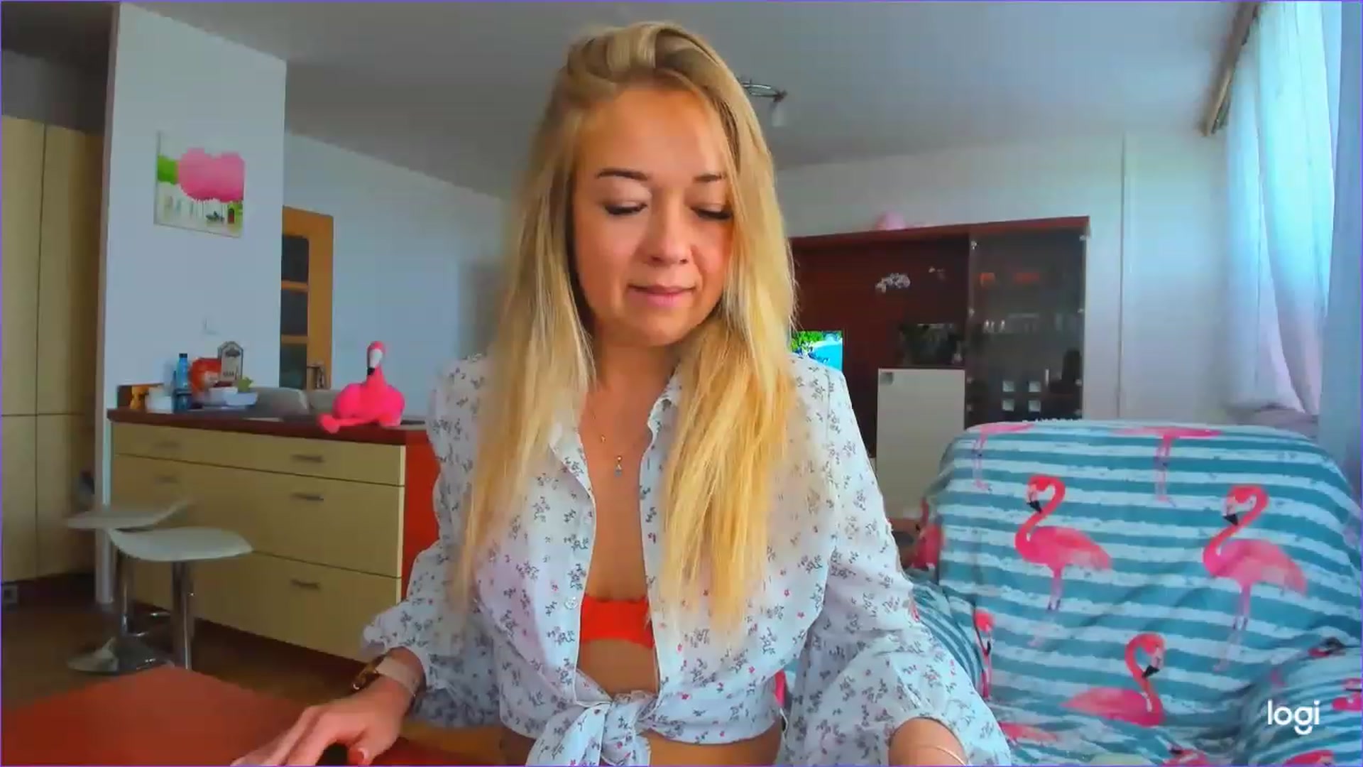 Gallery image thumbnail from FlamingoDream's myfreecams stream on, 05/23/2023, 15:22 image 8 of 20
