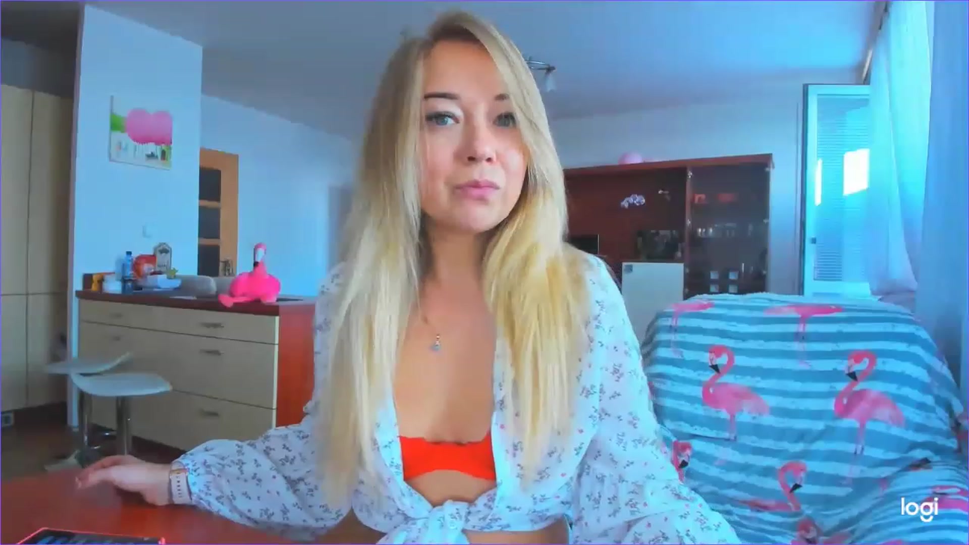 Gallery image thumbnail from FlamingoDream's myfreecams stream on, 05/23/2023, 17:48 image 14 of 20