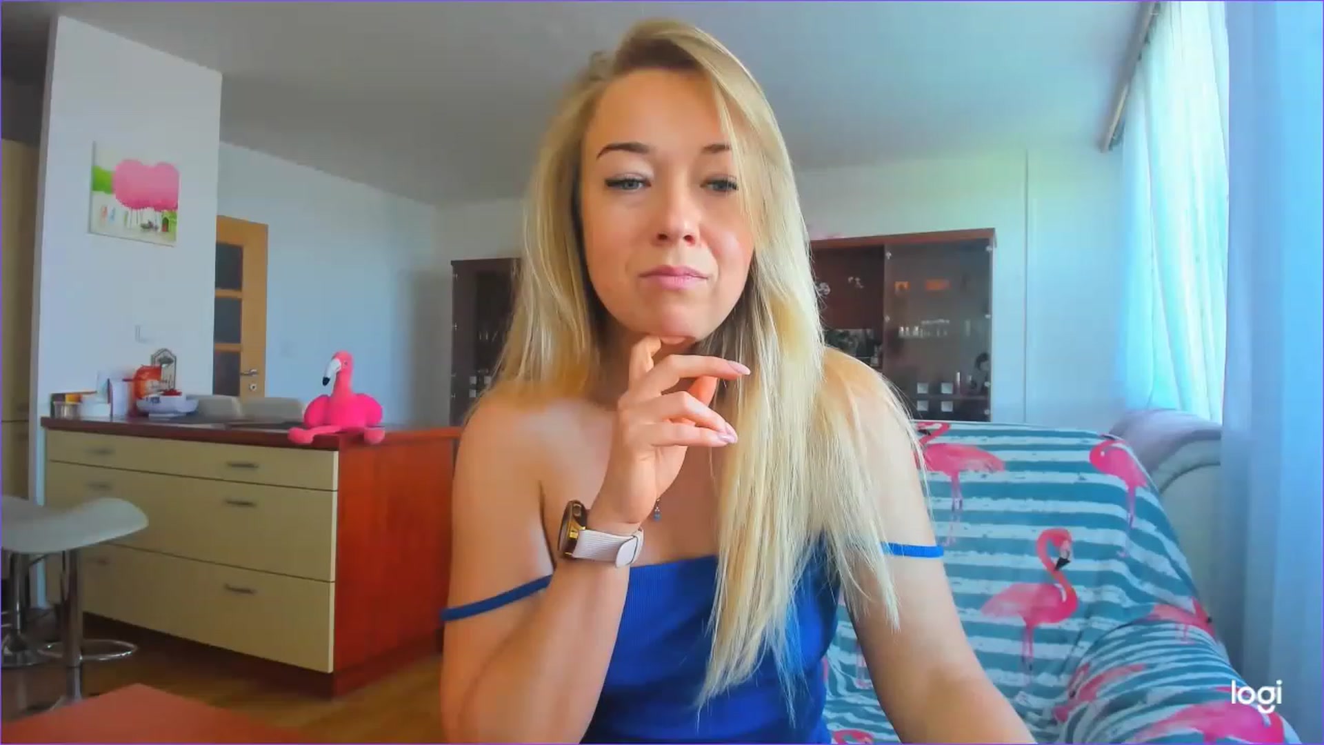 Gallery image thumbnail from FlamingoDream's myfreecams stream on, 05/25/2023, 15:58 image 3 of 20