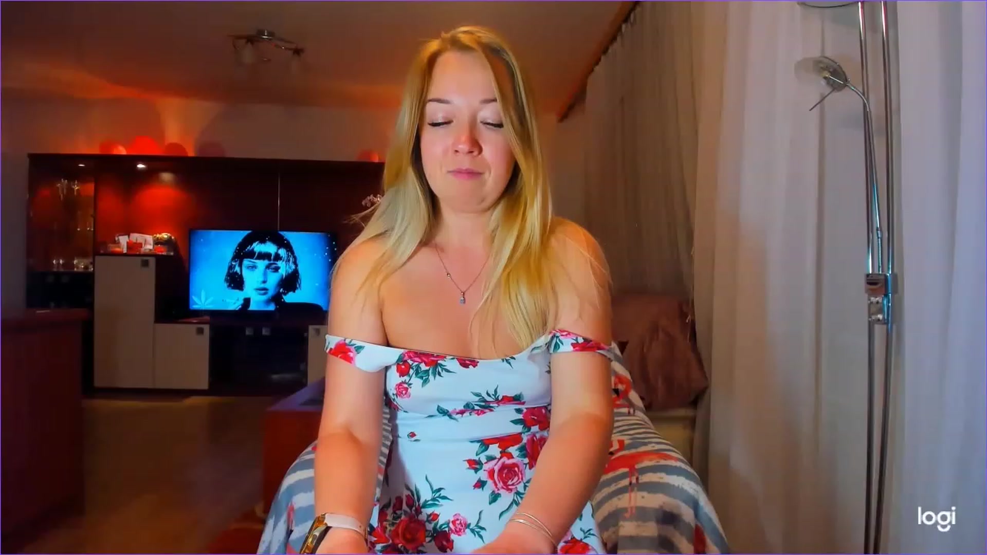 Gallery image thumbnail from FlamingoDream's myfreecams stream on, 05/30/2023, 23:45 image 5 of 20