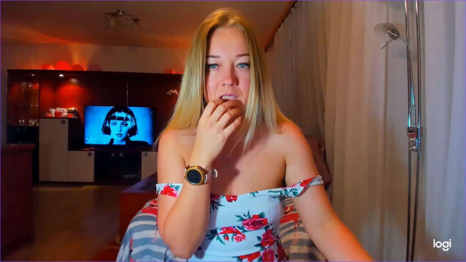 Gallery image thumbnail from FlamingoDream's myfreecams stream on, 05/30/2023, 23:45 image 16 of 20
