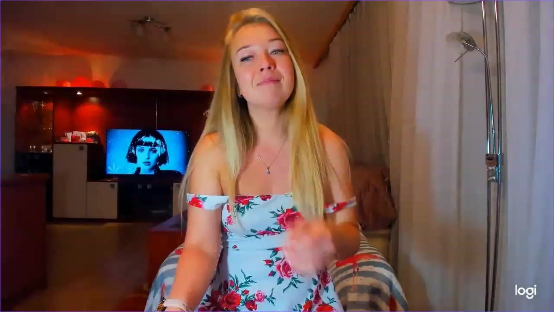 Gallery image thumbnail from FlamingoDream's myfreecams stream on, 05/30/2023, 23:45 image 6 of 20