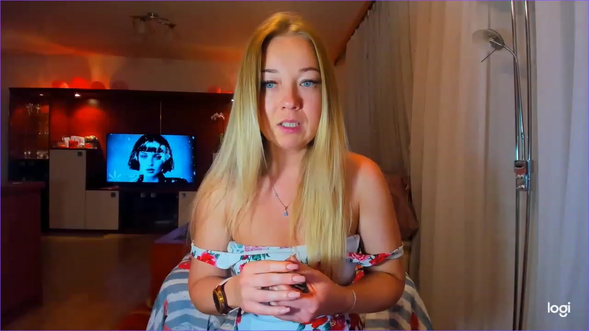 Gallery image thumbnail from FlamingoDream's myfreecams stream on, 05/30/2023, 23:45 image 14 of 20