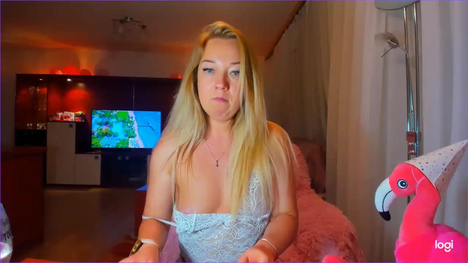 Gallery image thumbnail from FlamingoDream's myfreecams stream on, 05/31/2023, 22:21 image 14 of 20