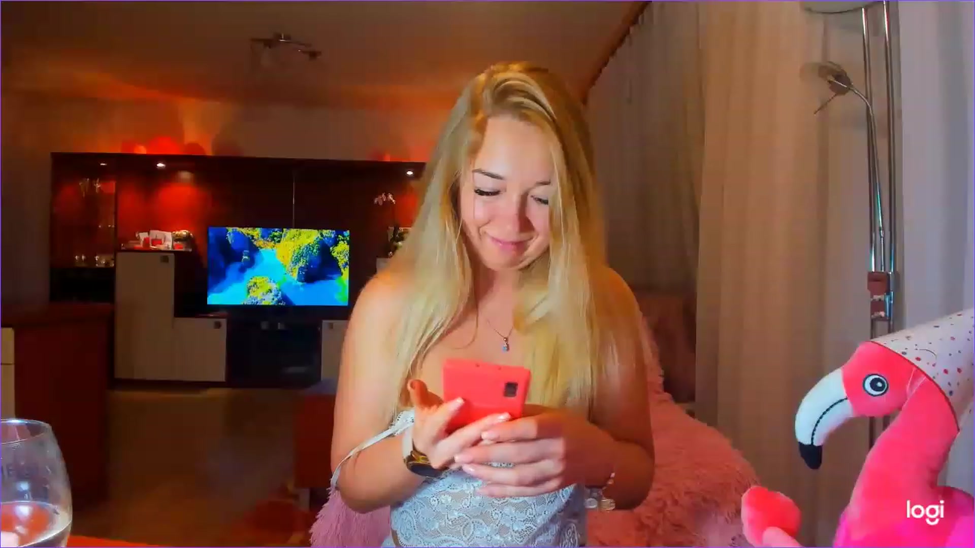 Gallery image thumbnail from FlamingoDream's myfreecams stream on, 05/31/2023, 23:18 image 13 of 20