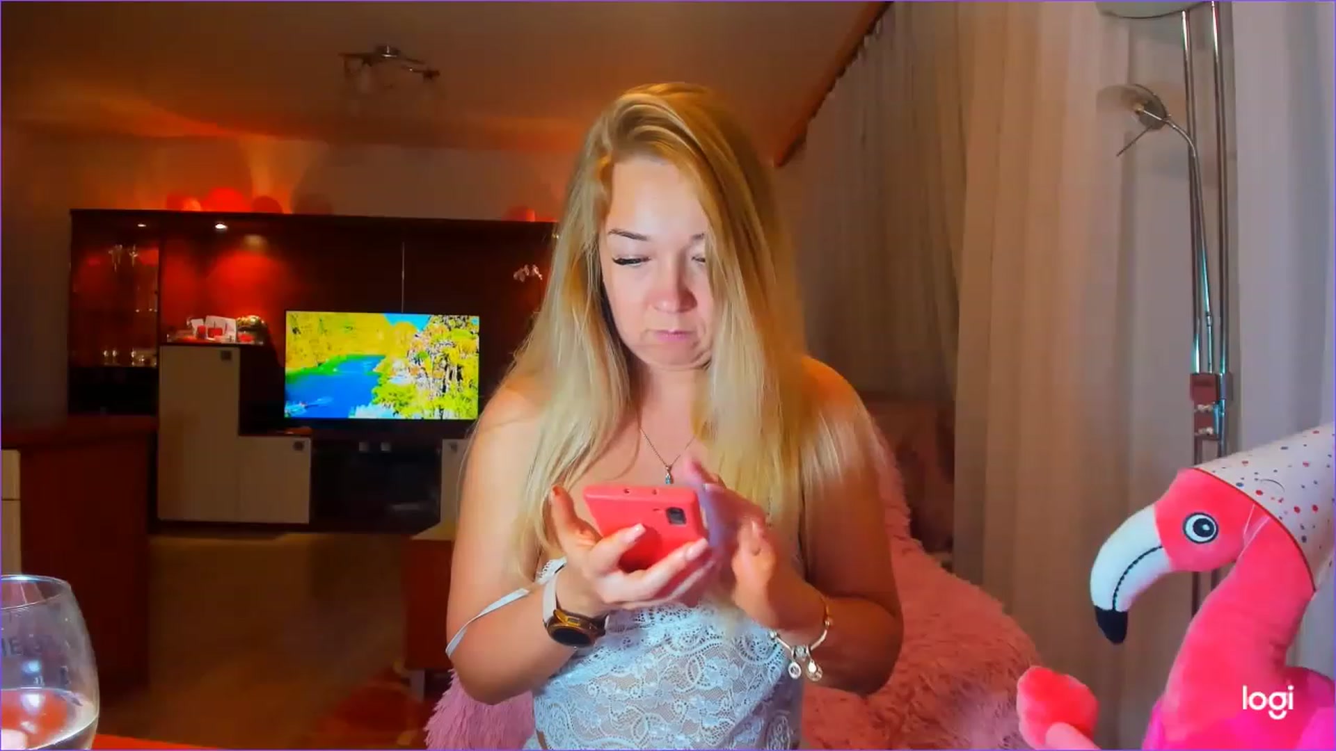 Gallery image thumbnail from FlamingoDream's myfreecams stream on, 05/31/2023, 23:18 image 12 of 20