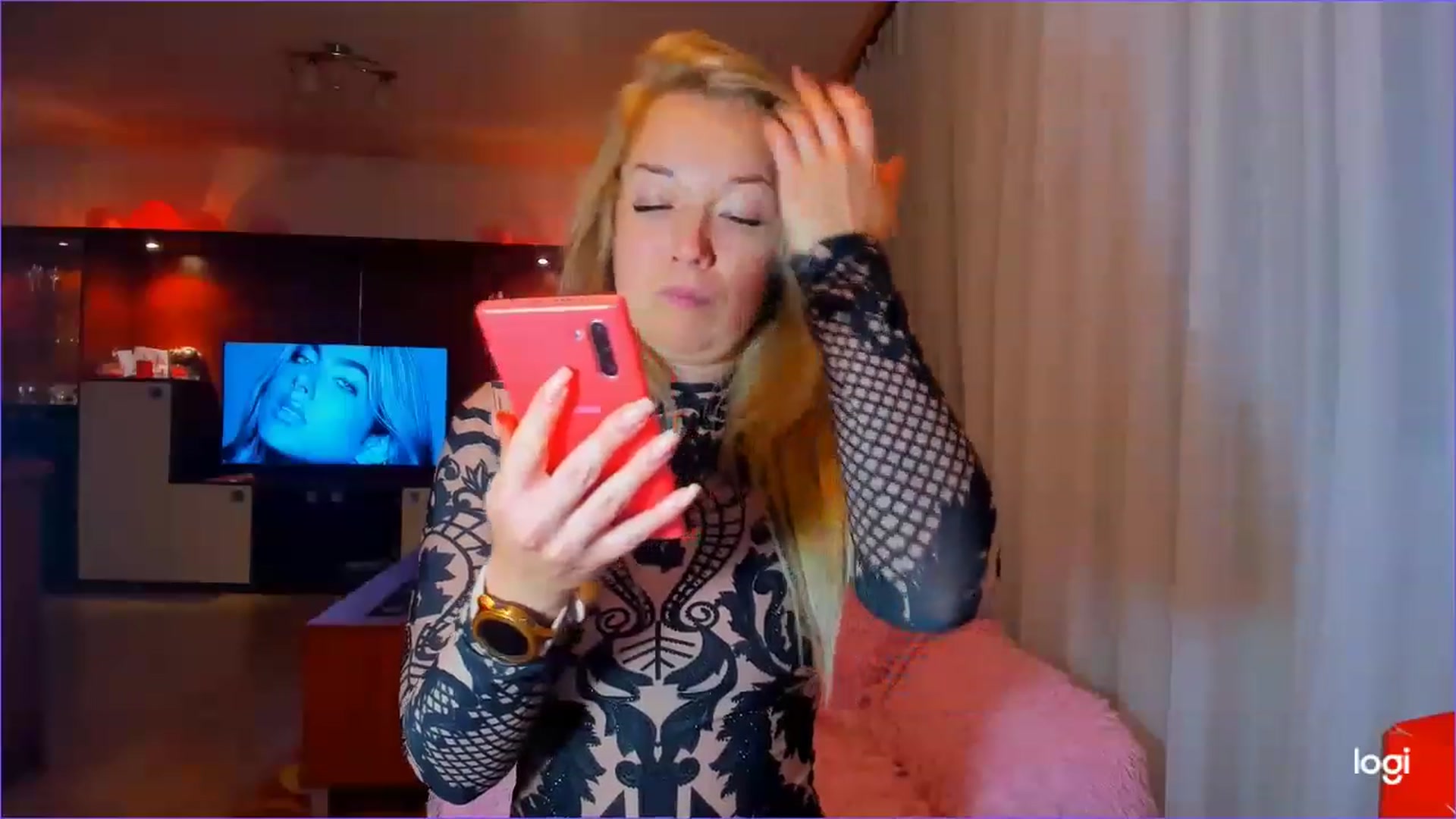 Gallery image thumbnail from FlamingoDream's myfreecams stream on, 06/05/2023, 22:01 image 11 of 20