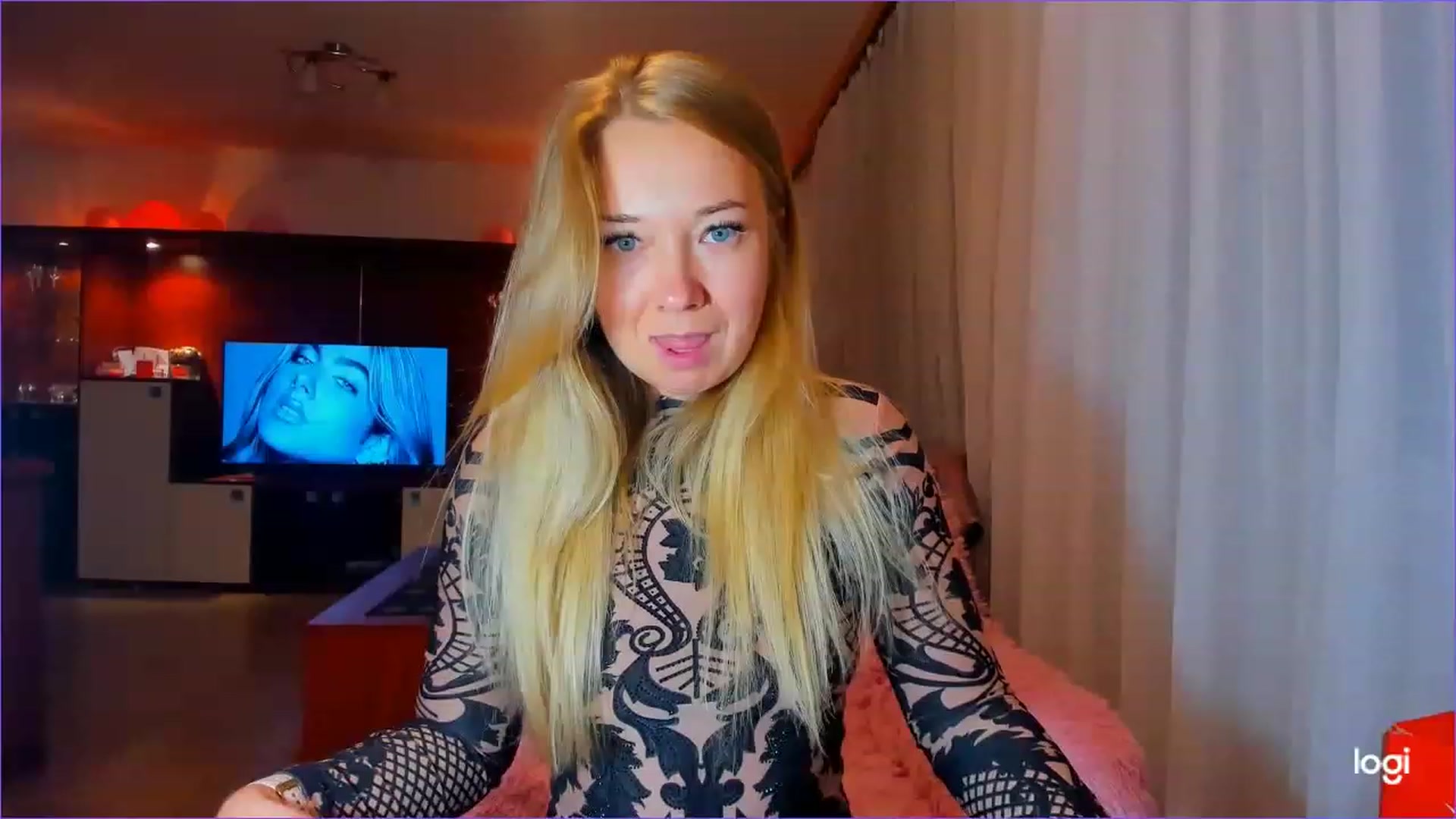 Gallery image thumbnail from FlamingoDream's myfreecams stream on, 06/05/2023, 22:01 image 19 of 20