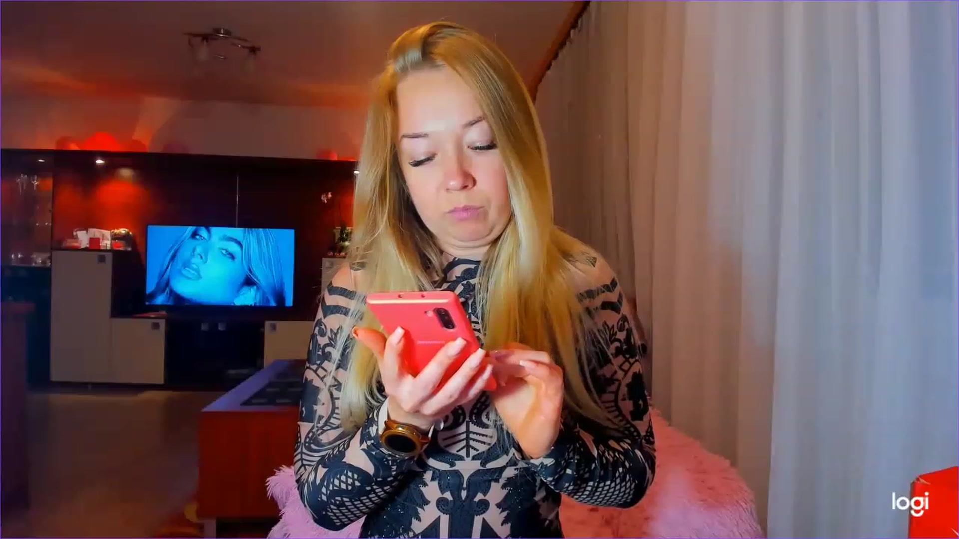 Gallery image thumbnail from FlamingoDream's myfreecams stream on, 06/05/2023, 22:01 image 4 of 20