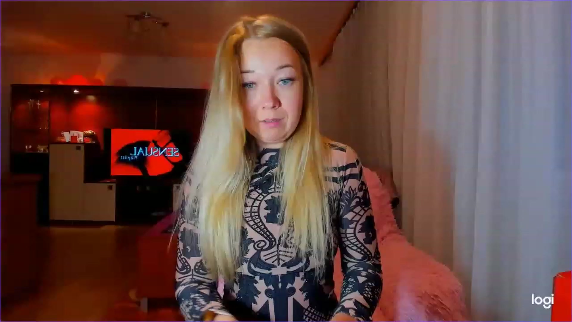 Gallery image thumbnail from FlamingoDream's myfreecams stream on, 06/06/2023, 24:18 image 19 of 20