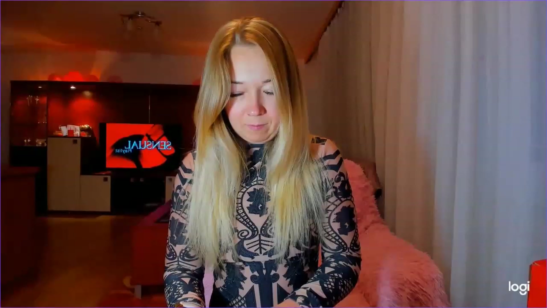 Gallery image thumbnail from FlamingoDream's myfreecams stream on, 06/06/2023, 24:18 image 20 of 20