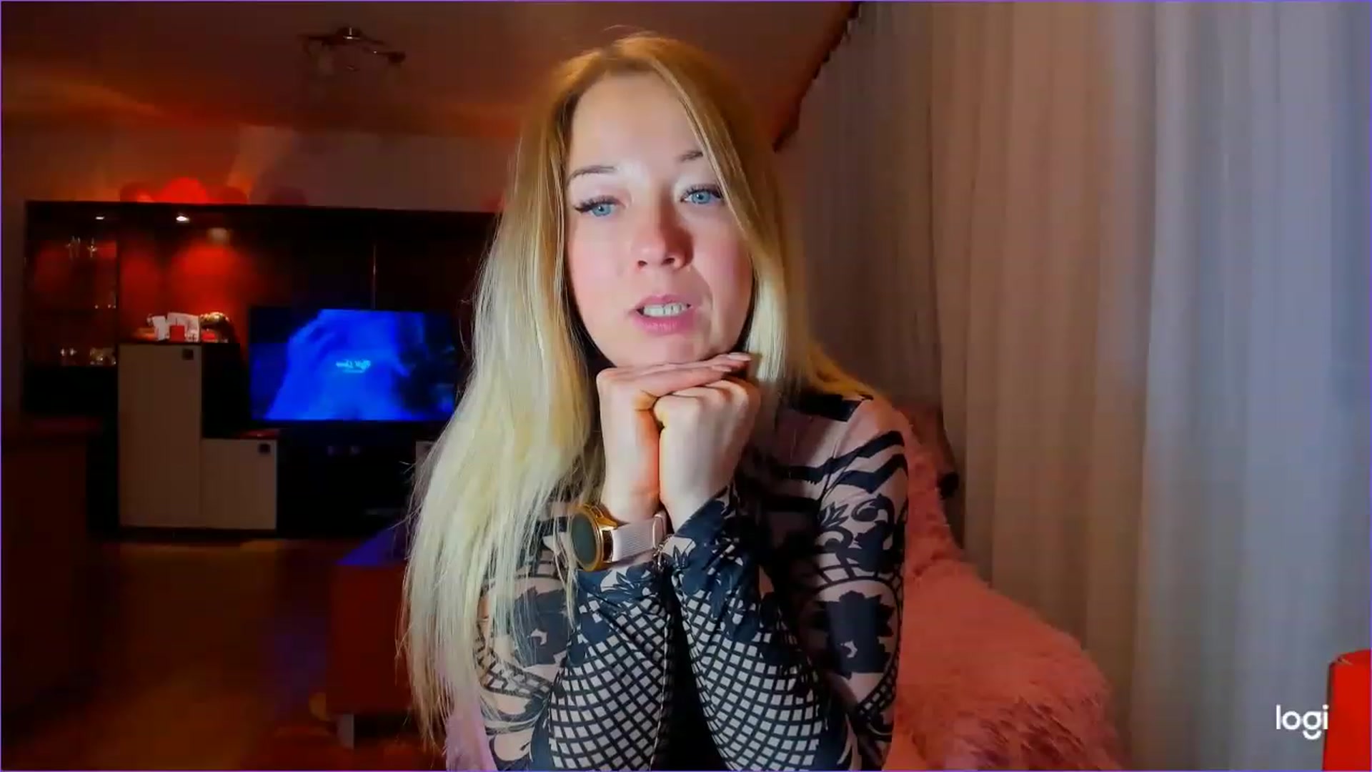 Gallery image thumbnail from FlamingoDream's myfreecams stream on, 06/06/2023, 24:18 image 6 of 20