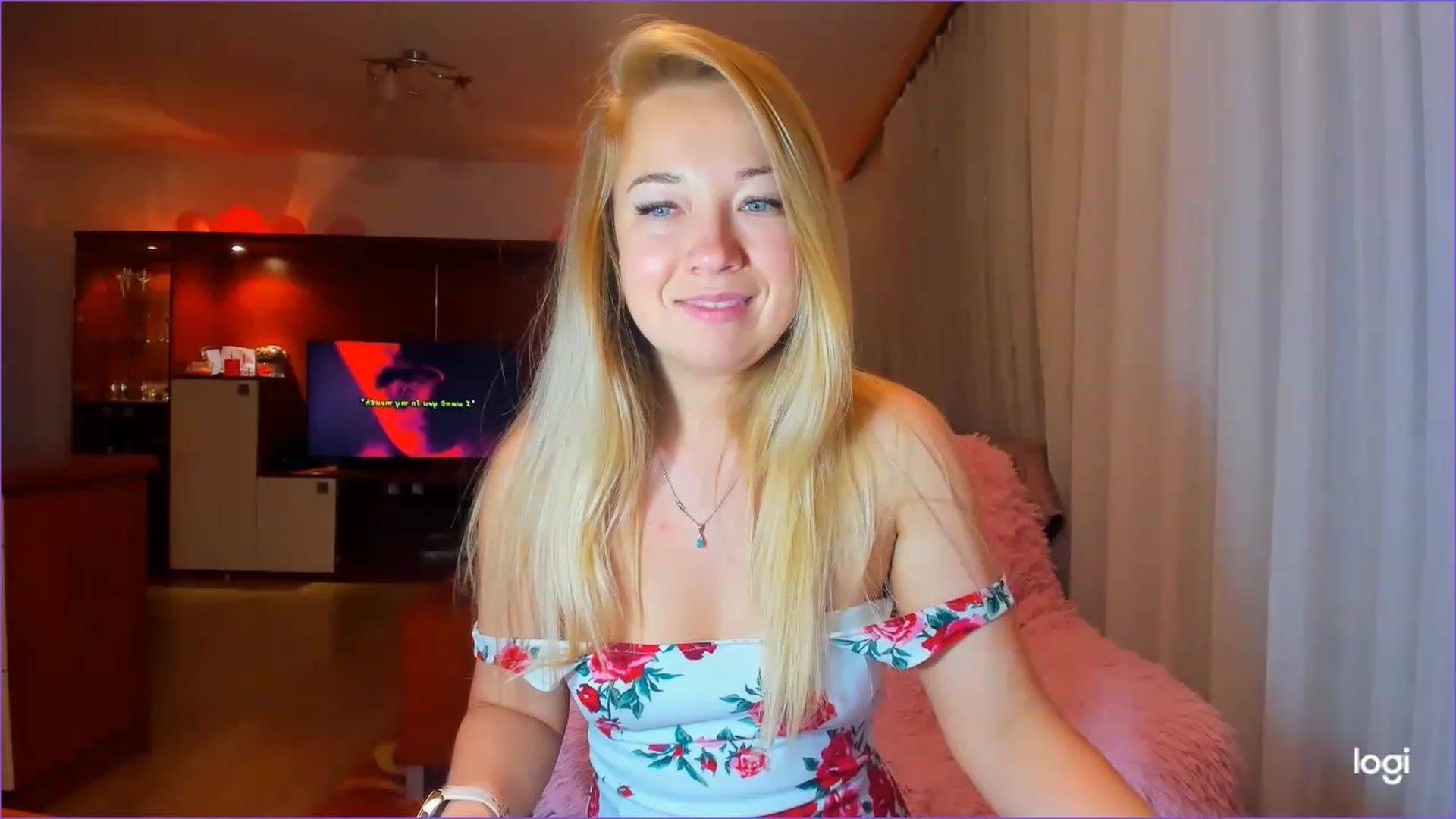 Gallery image thumbnail from FlamingoDream's myfreecams stream on, 06/06/2023, 01:56 image 11 of 20