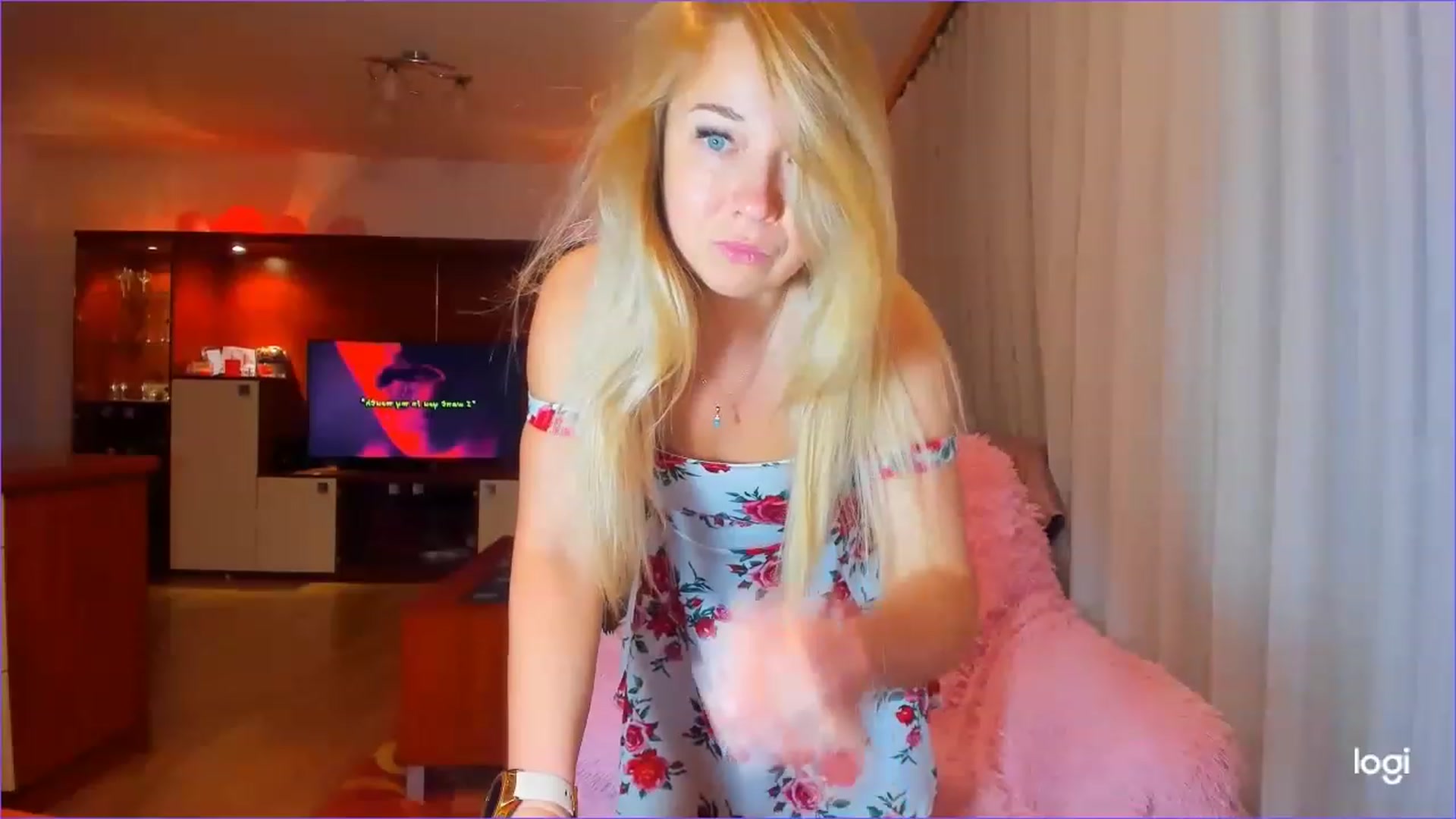 Gallery image thumbnail from FlamingoDream's myfreecams stream on, 06/06/2023, 01:56 image 15 of 20