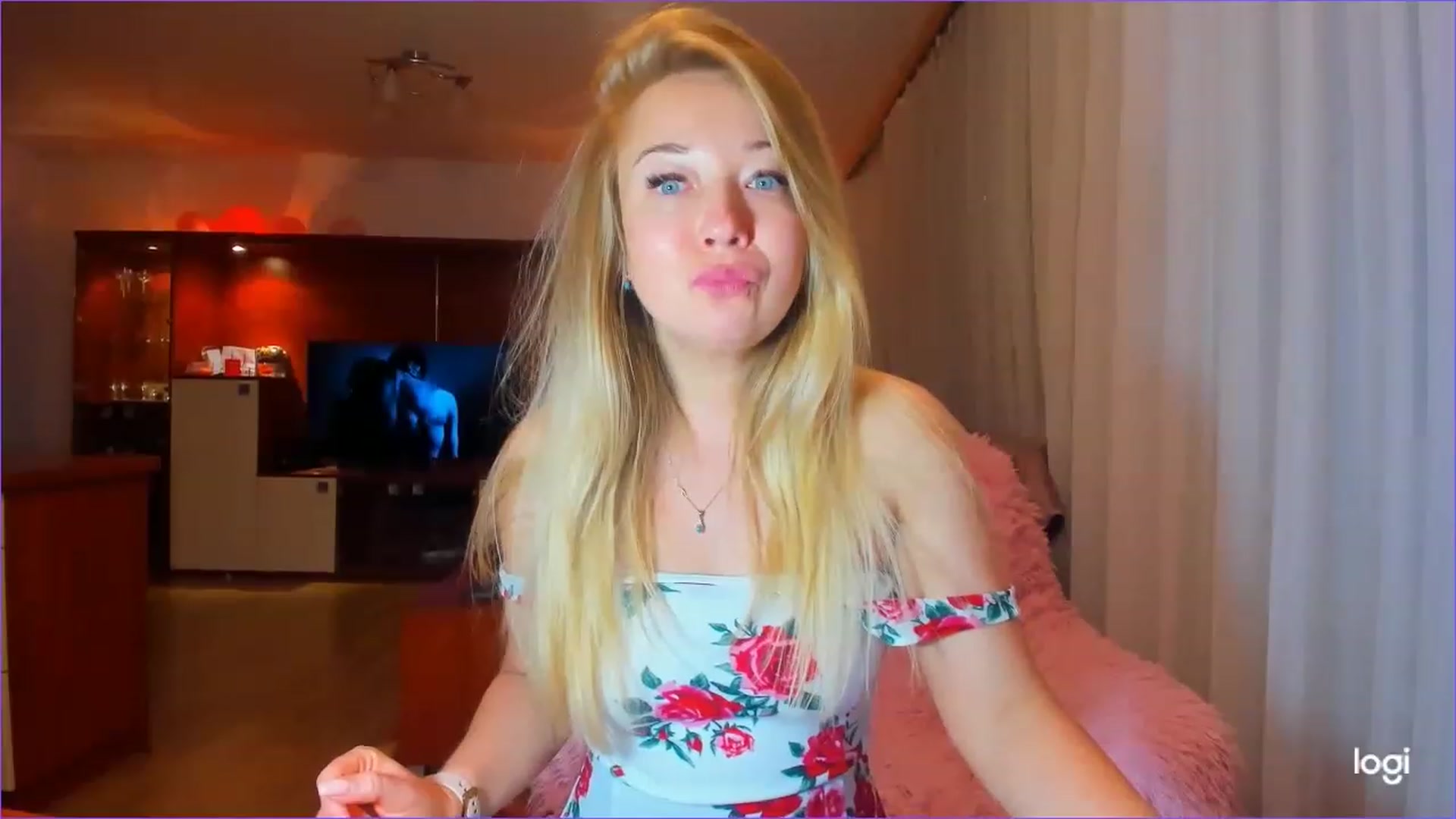 Gallery image thumbnail from FlamingoDream's myfreecams stream on, 06/06/2023, 01:56 image 19 of 20