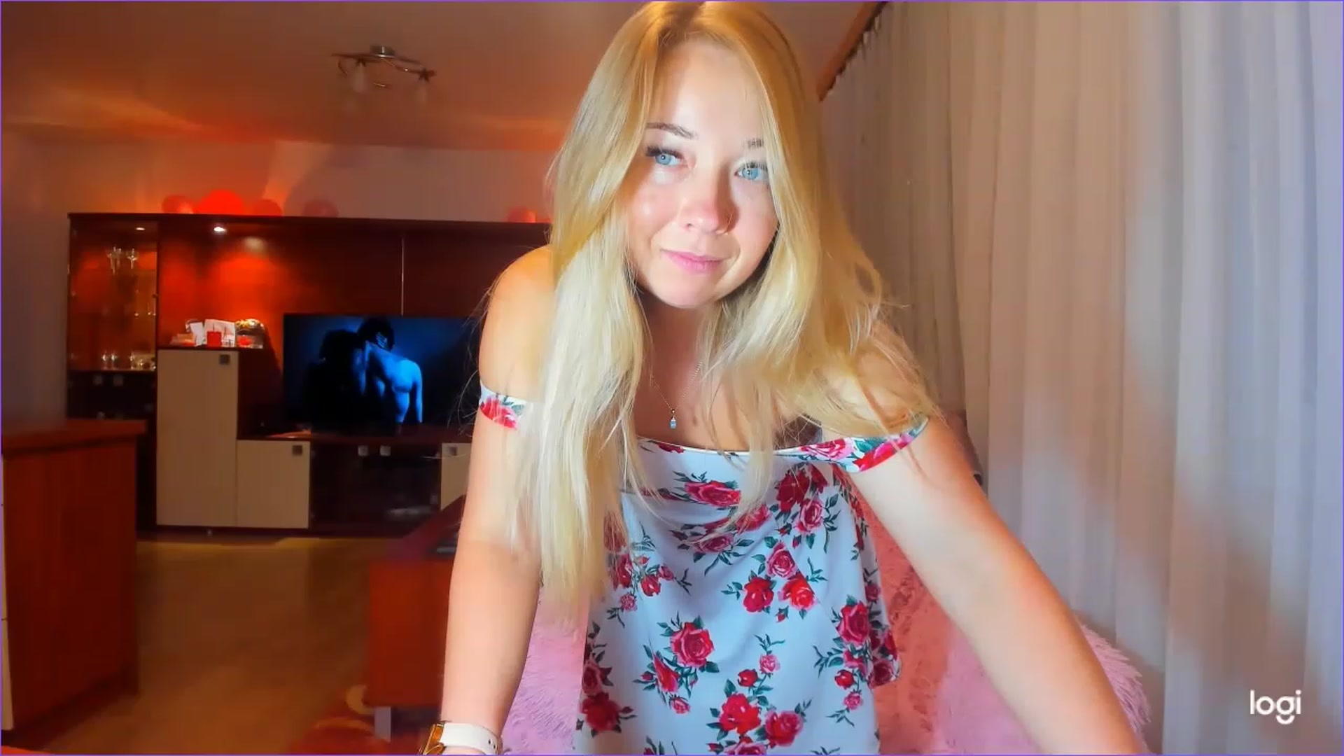 Gallery image thumbnail from FlamingoDream's myfreecams stream on, 06/06/2023, 01:56 image 18 of 20
