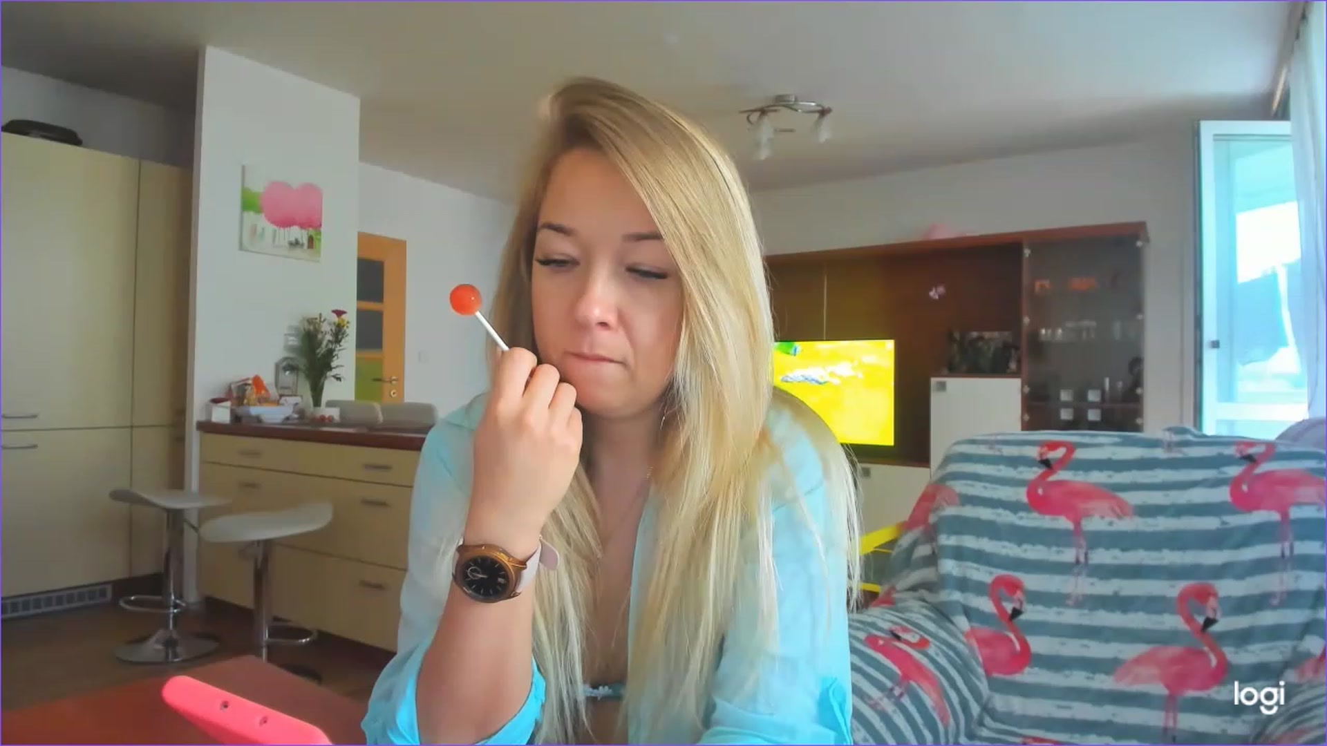 Gallery image thumbnail from FlamingoDream's myfreecams stream on, 06/06/2023, 16:34 image 19 of 20