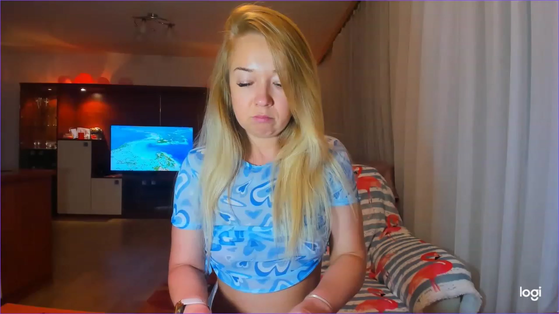 Gallery image thumbnail from FlamingoDream's myfreecams stream on, 06/06/2023, 22:16 image 2 of 20