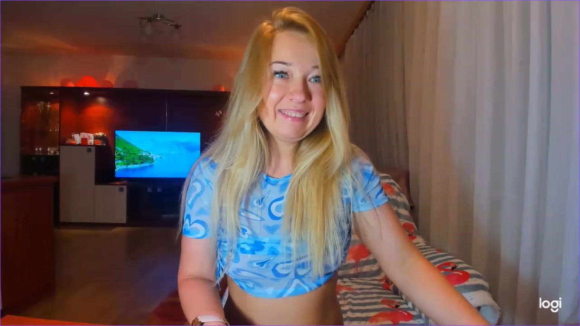 Gallery image thumbnail from FlamingoDream's myfreecams stream on, 06/06/2023, 22:16 image 9 of 20