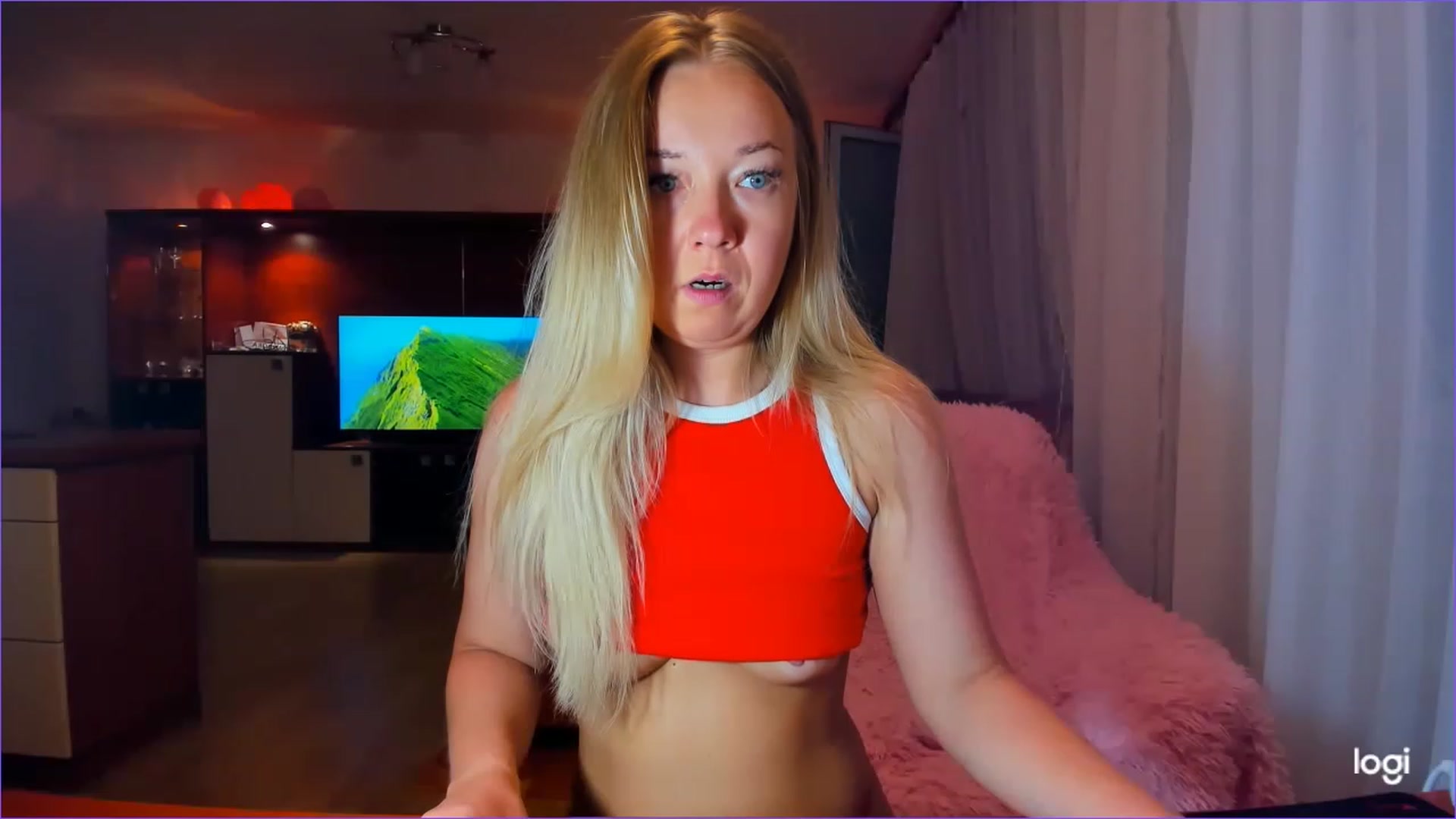 Gallery image thumbnail from FlamingoDream's myfreecams stream on, 06/20/2023, 24:19 image 20 of 20