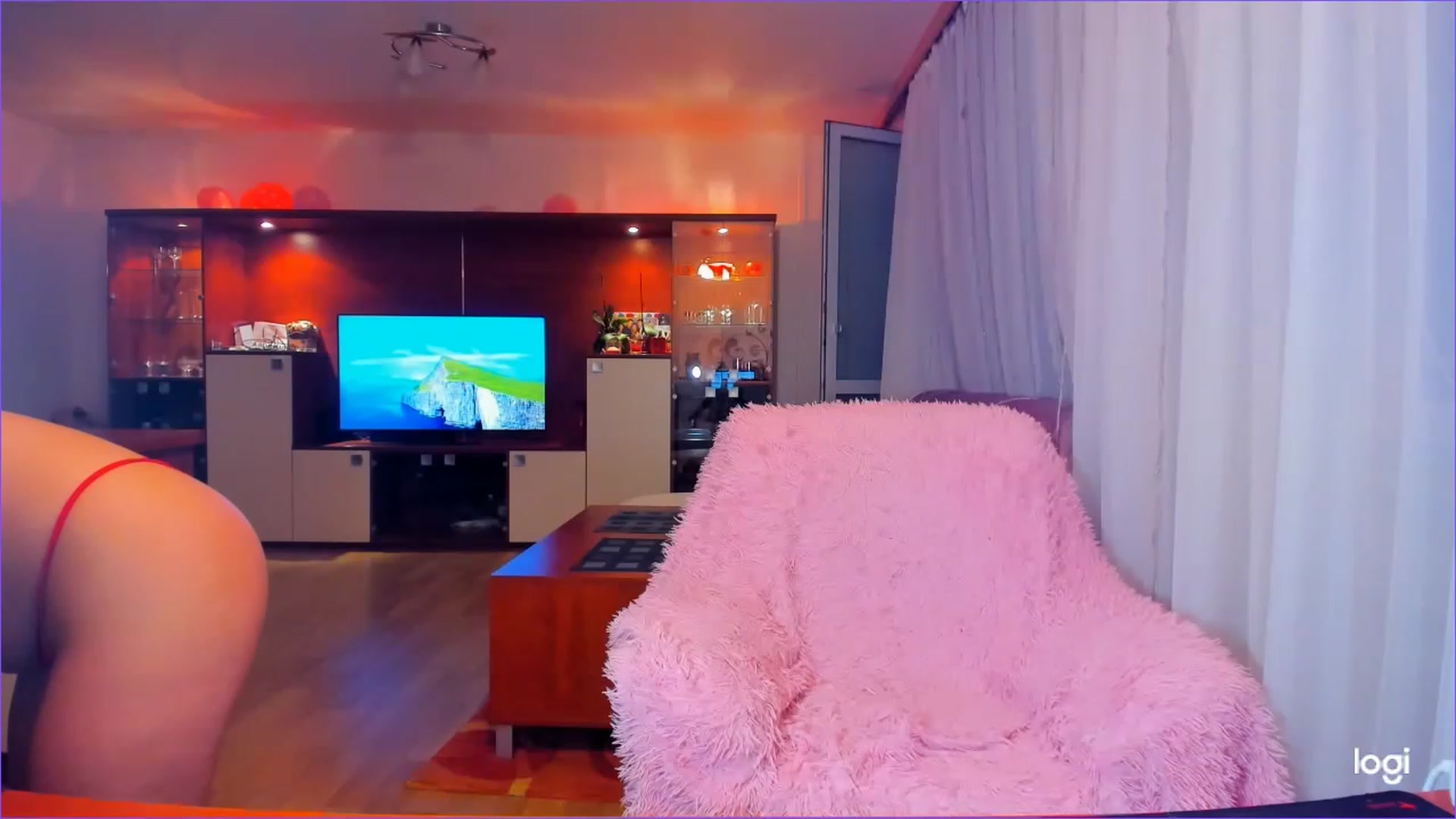 Gallery image thumbnail from FlamingoDream's myfreecams stream on, 06/20/2023, 24:19 image 9 of 20
