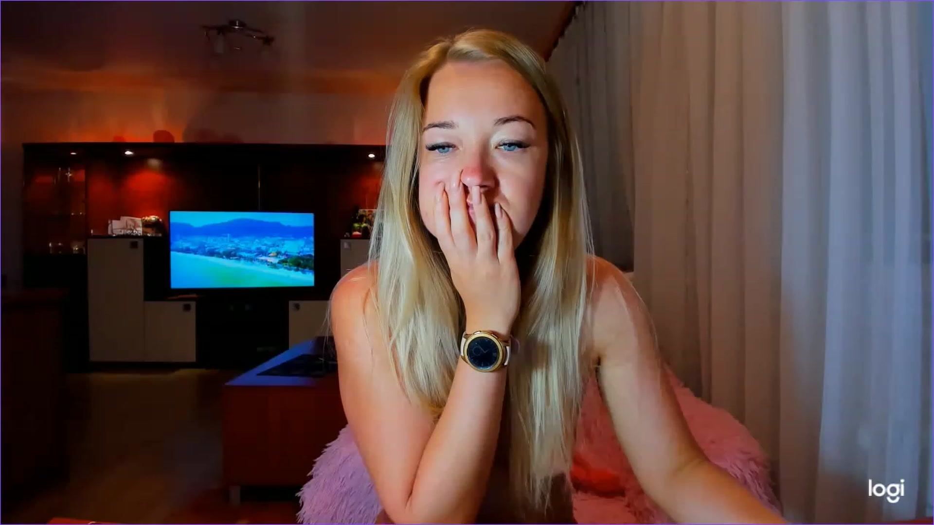 Gallery image thumbnail from FlamingoDream's myfreecams stream on, 06/26/2023, 23:24 image 20 of 20