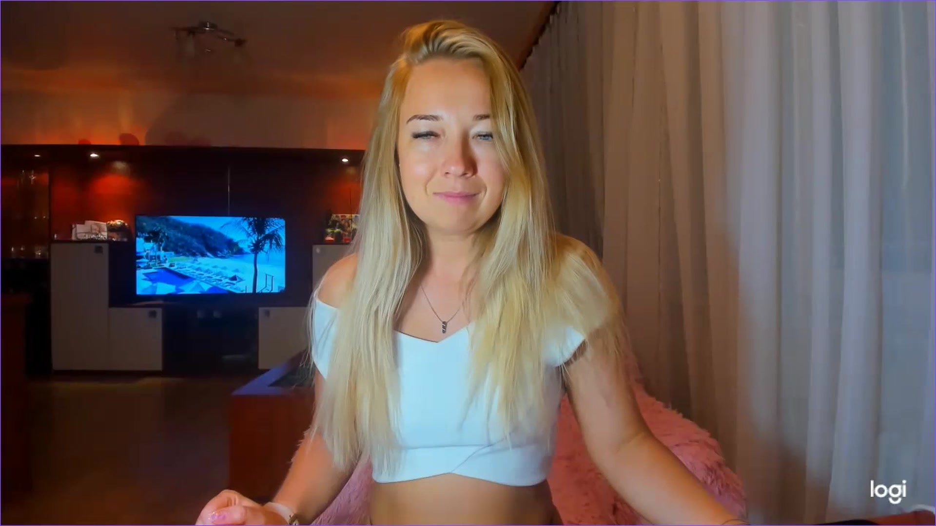 Gallery image thumbnail from FlamingoDream's myfreecams stream on, 06/30/2023, 24:11 image 10 of 20