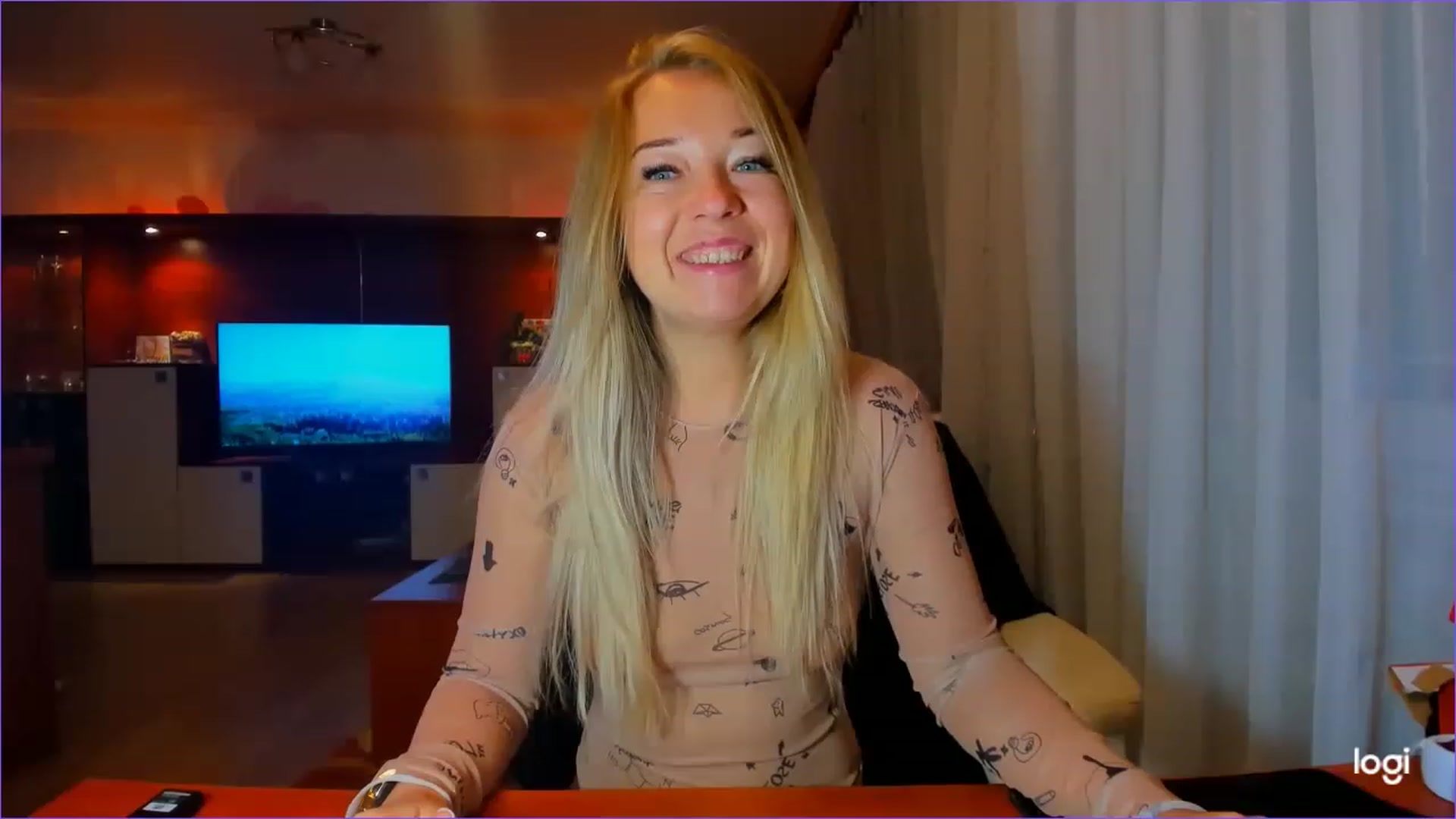 Gallery image thumbnail from FlamingoDream's myfreecams stream on, 07/03/2023, 21:20 image 19 of 20