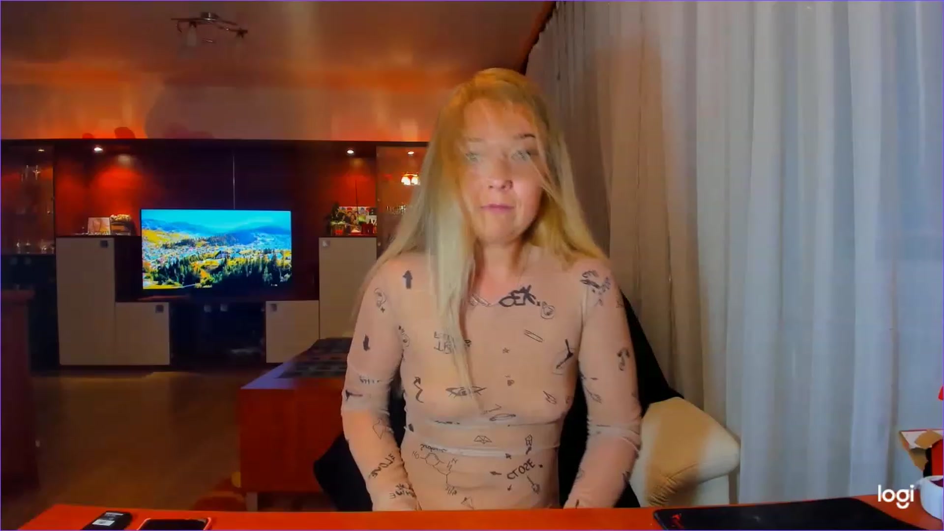 Gallery image thumbnail from FlamingoDream's myfreecams stream on, 07/03/2023, 21:20 image 16 of 20