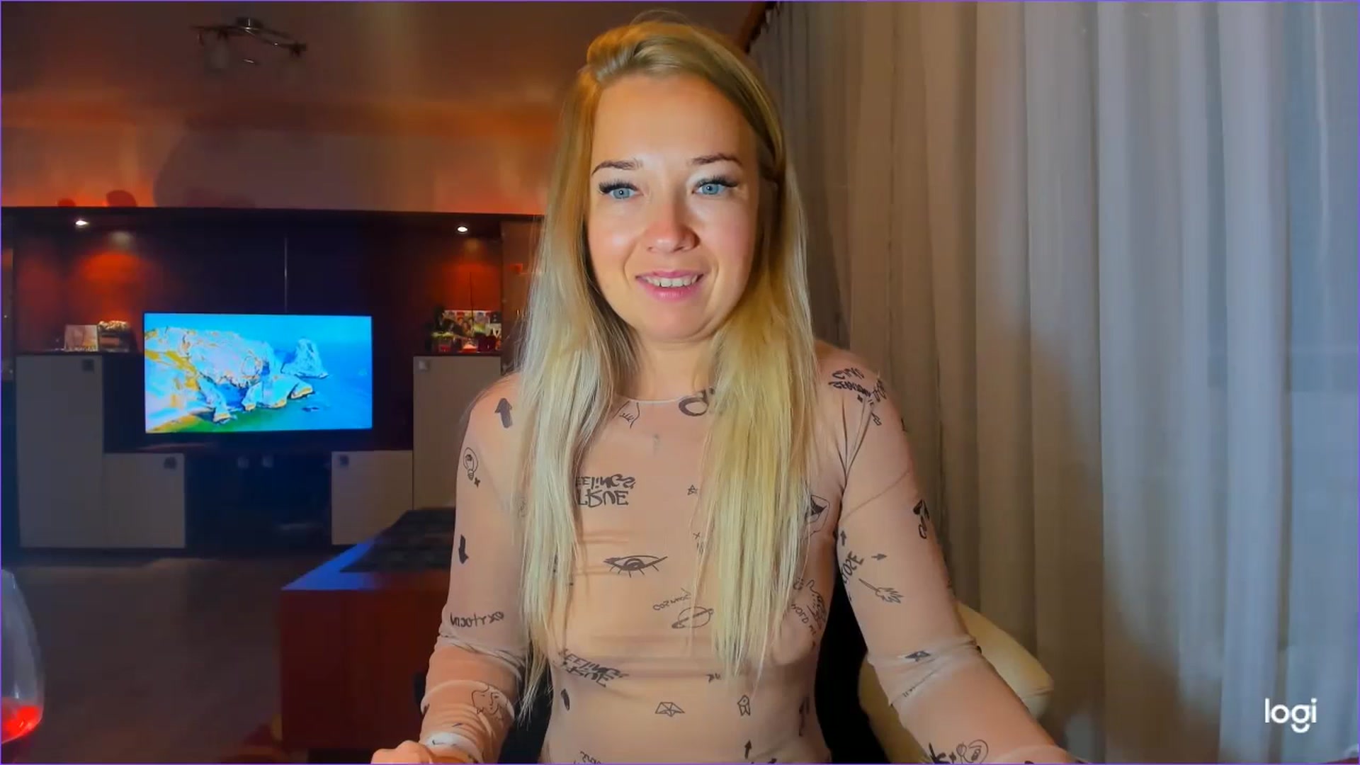 Gallery image thumbnail from FlamingoDream's myfreecams stream on, 07/04/2023, 24:47 image 18 of 20