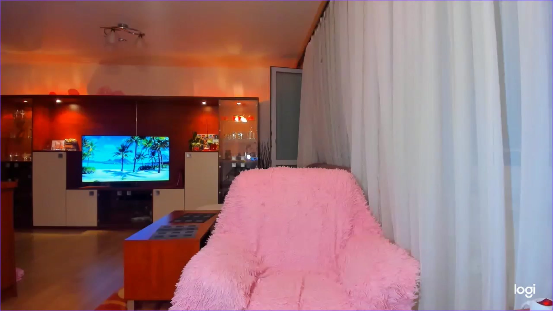 Gallery image thumbnail from FlamingoDream's myfreecams stream on, 07/05/2023, 22:57 image 6 of 20