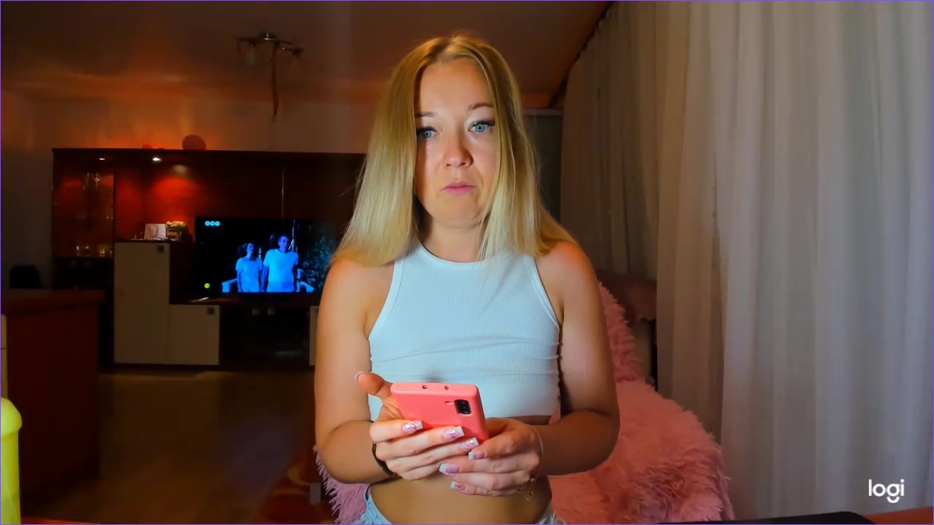 Gallery image thumbnail from FlamingoDream's myfreecams stream on, 07/13/2023, 21:03 image 7 of 20