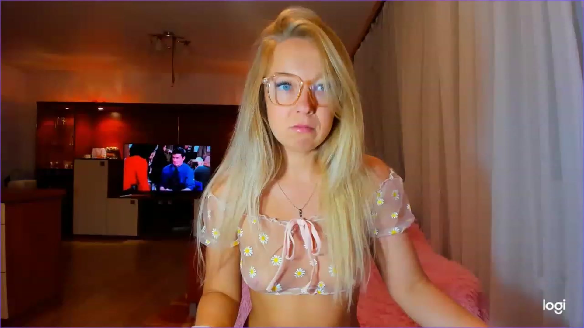 Gallery image thumbnail from FlamingoDream's myfreecams stream on, 07/20/2023, 21:04 image 18 of 20