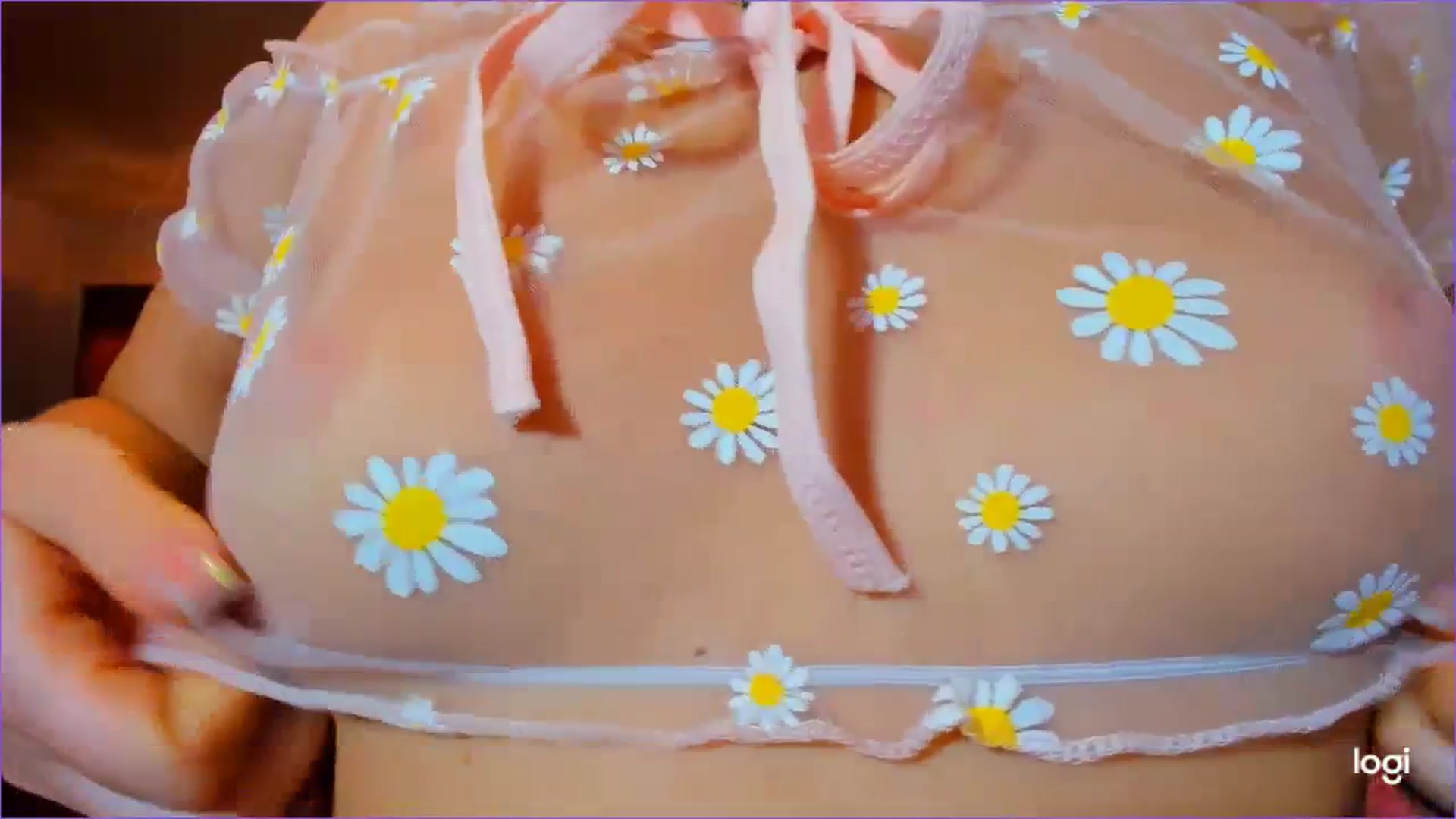 Gallery image thumbnail from FlamingoDream's myfreecams stream on, 07/20/2023, 22:34 image 18 of 20