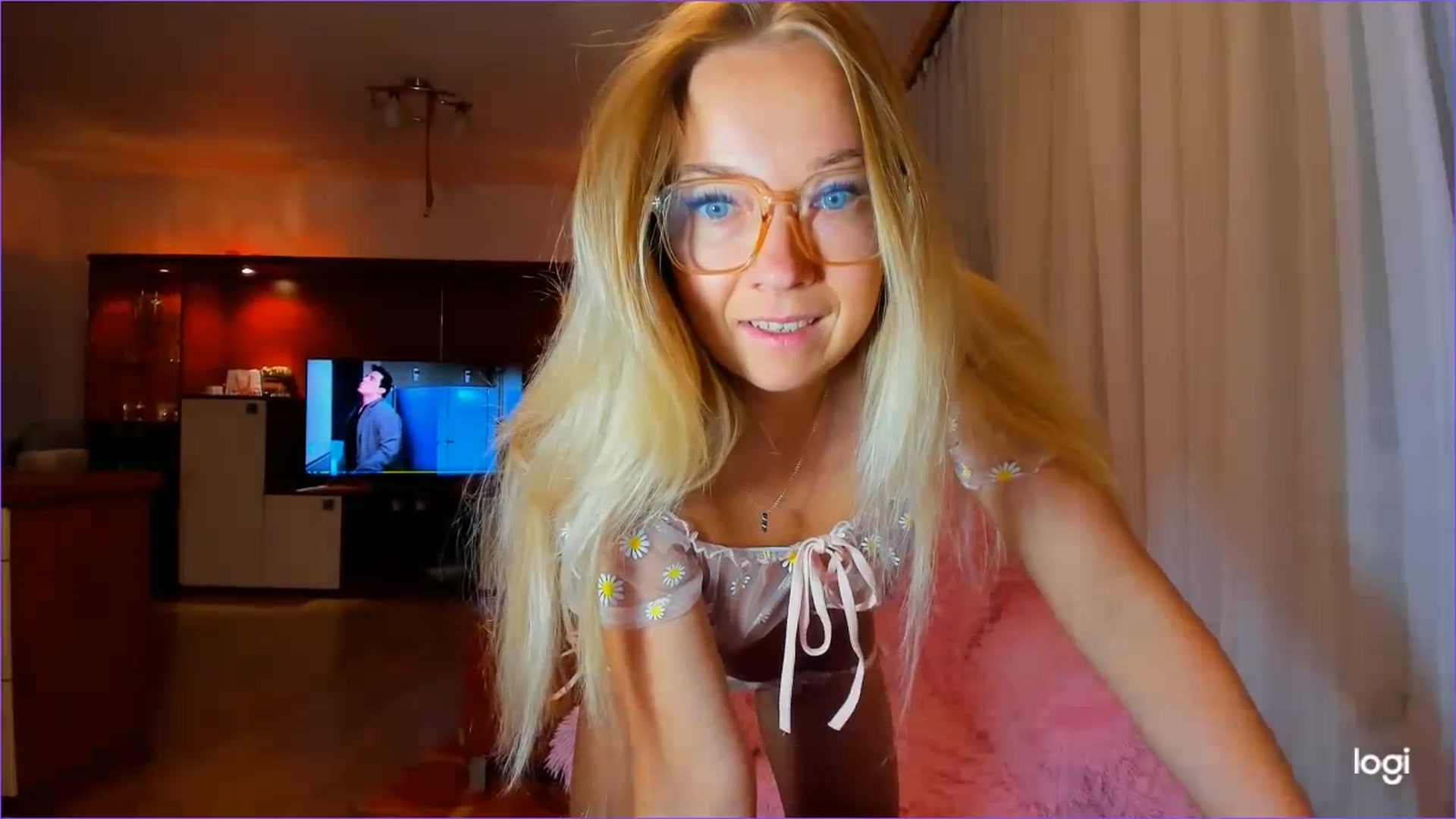 Gallery image thumbnail from FlamingoDream's myfreecams stream on, 07/20/2023, 22:34 image 6 of 20