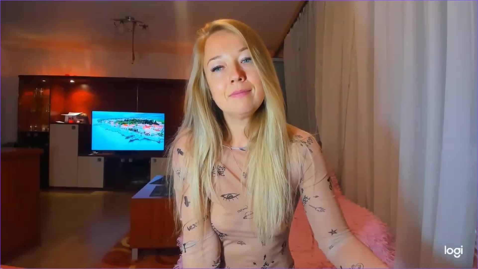 Gallery image thumbnail from FlamingoDream's myfreecams stream on, 07/25/2023, 22:32 image 19 of 20