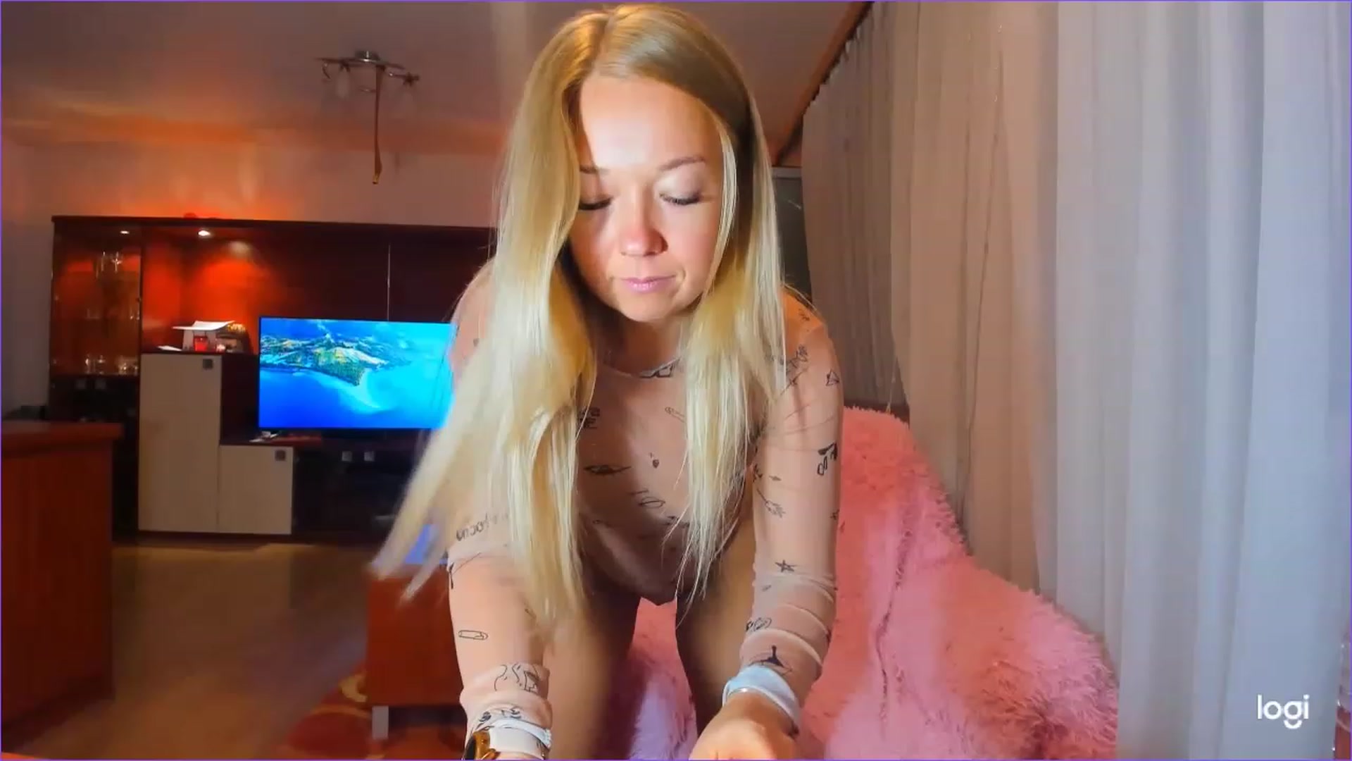 Gallery image thumbnail from FlamingoDream's myfreecams stream on, 07/25/2023, 22:32 image 10 of 20