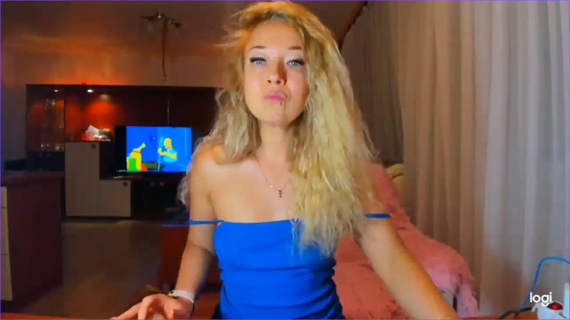 Gallery image thumbnail from FlamingoDream's myfreecams stream on, 08/11/2023, 21:15 image 20 of 20