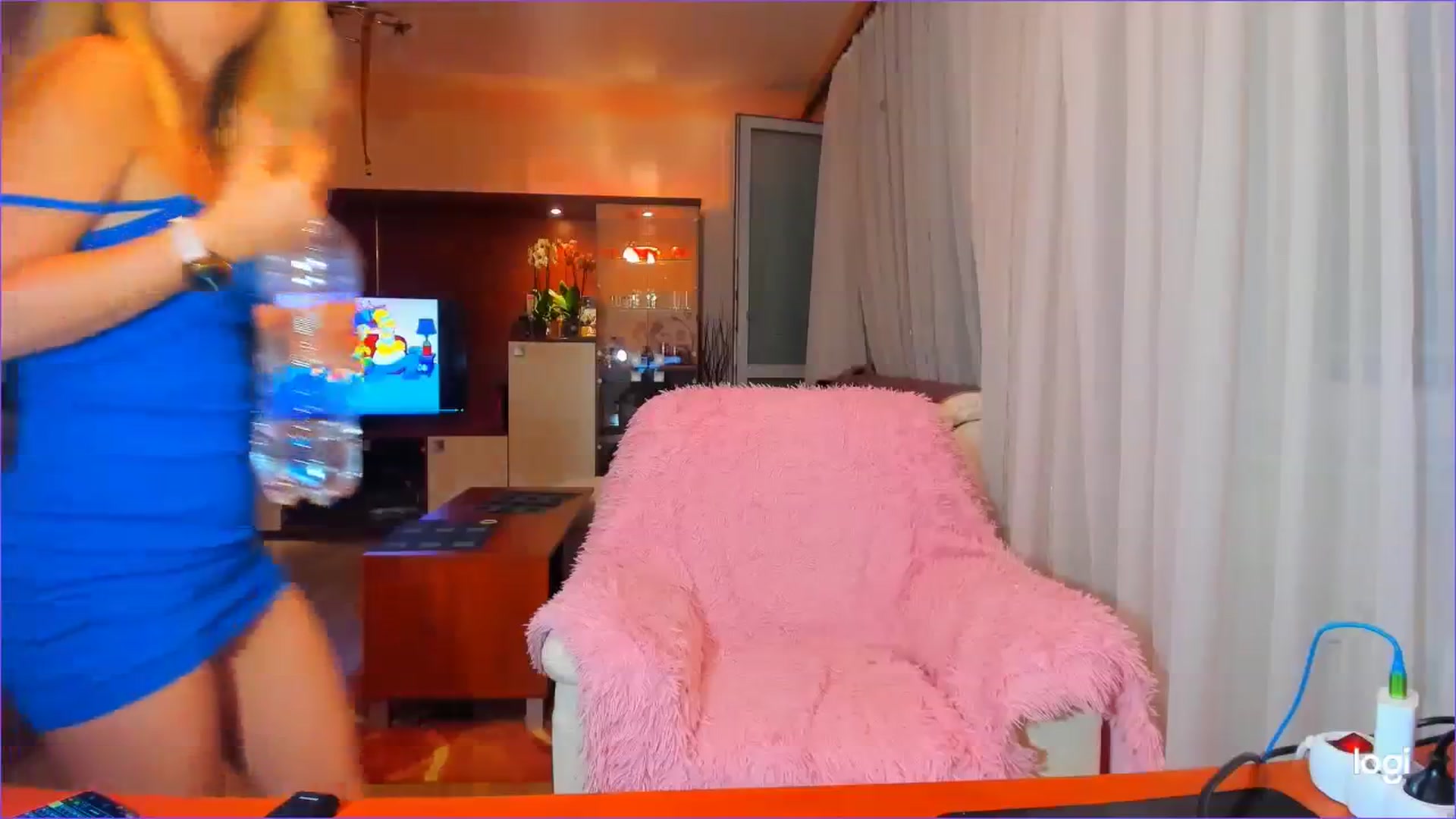 Gallery image thumbnail from FlamingoDream's myfreecams stream on, 08/11/2023, 21:15 image 8 of 20