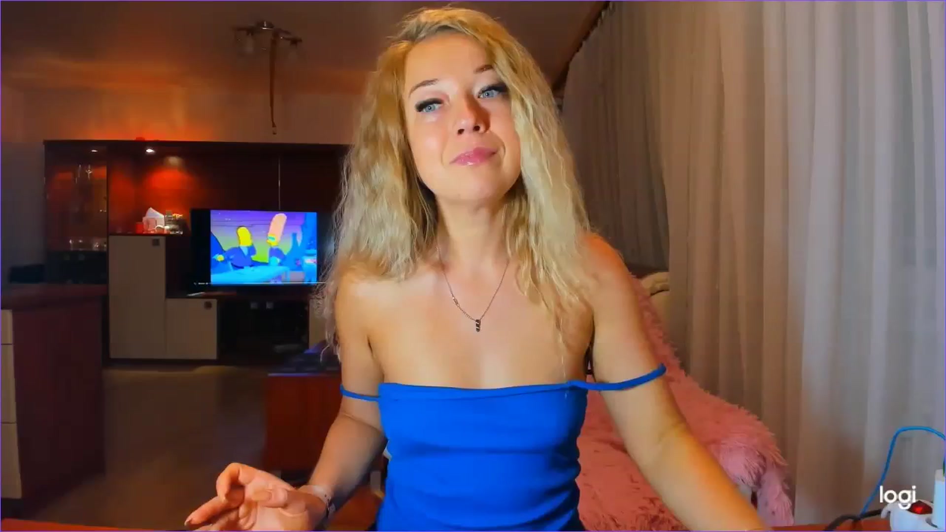 Gallery image thumbnail from FlamingoDream's myfreecams stream on, 08/11/2023, 22:01 image 9 of 20