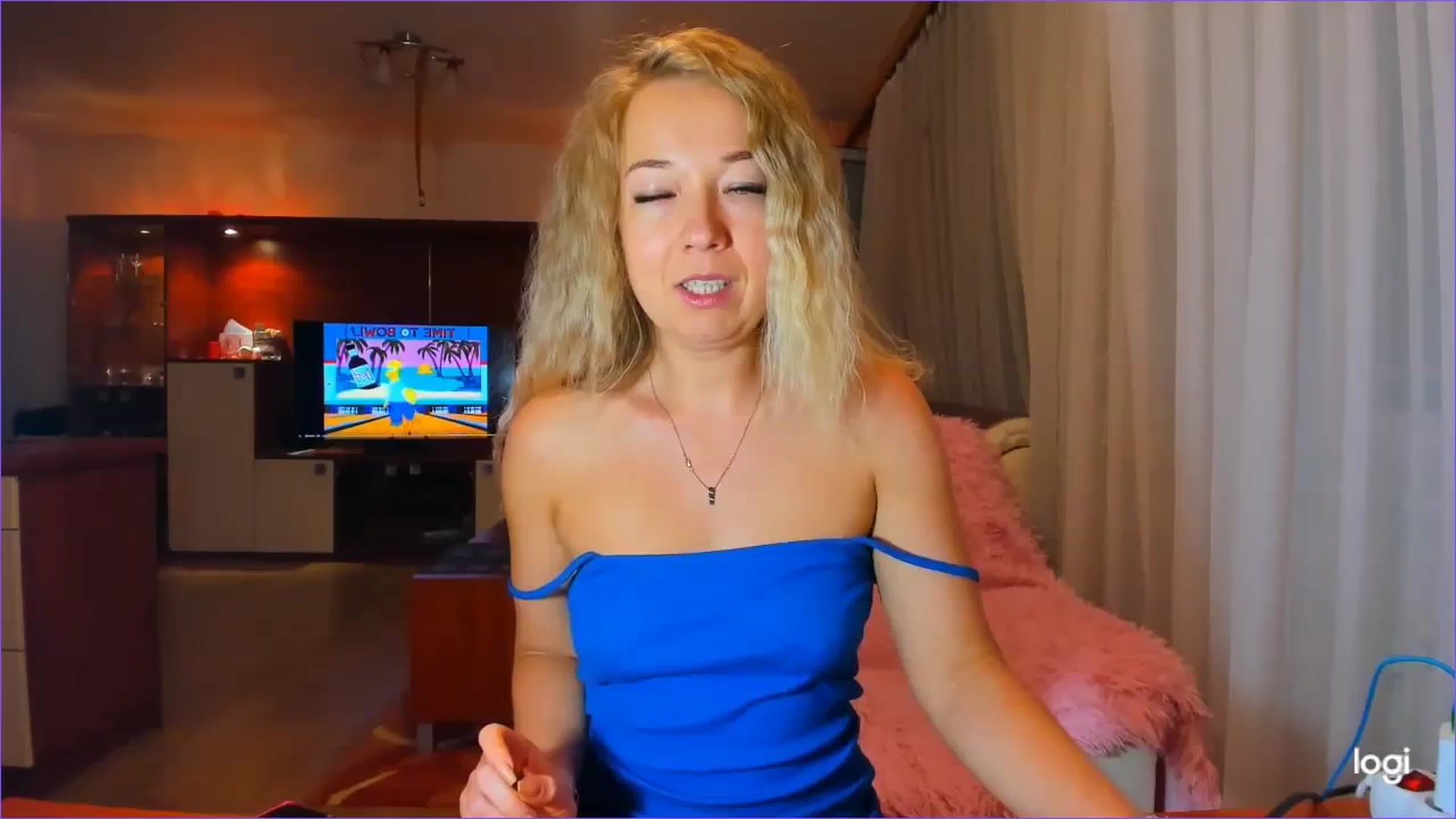 Gallery image thumbnail from FlamingoDream's myfreecams stream on, 08/11/2023, 22:36 image 10 of 20