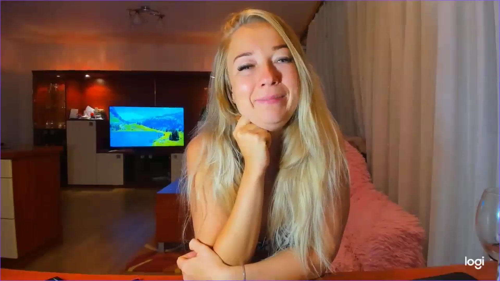 Gallery image thumbnail from FlamingoDream's myfreecams stream on, 09/09/2023, 24:41 image 19 of 20