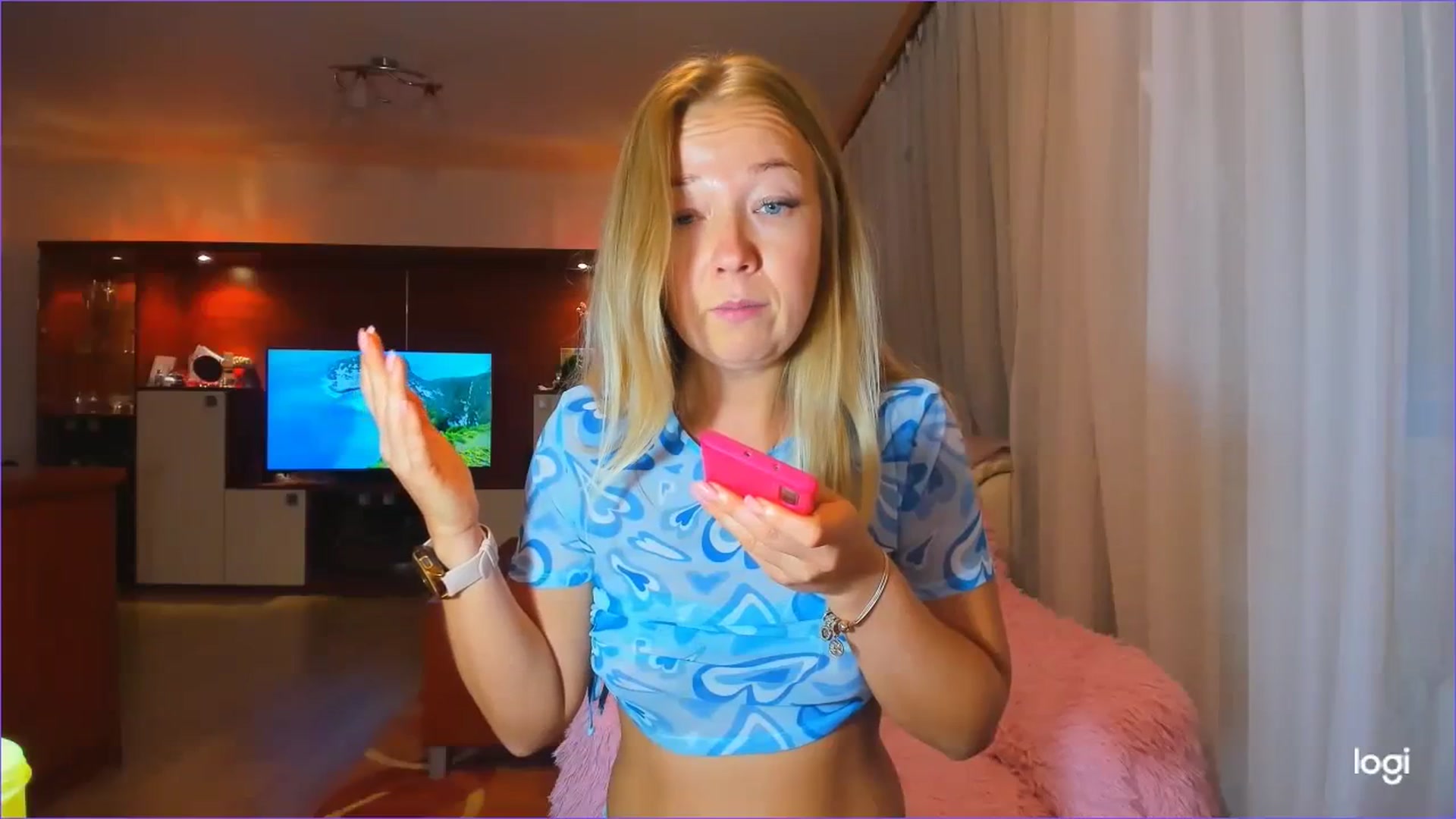 Gallery image thumbnail from FlamingoDream's myfreecams stream on, 09/29/2023, 24:42 image 12 of 20