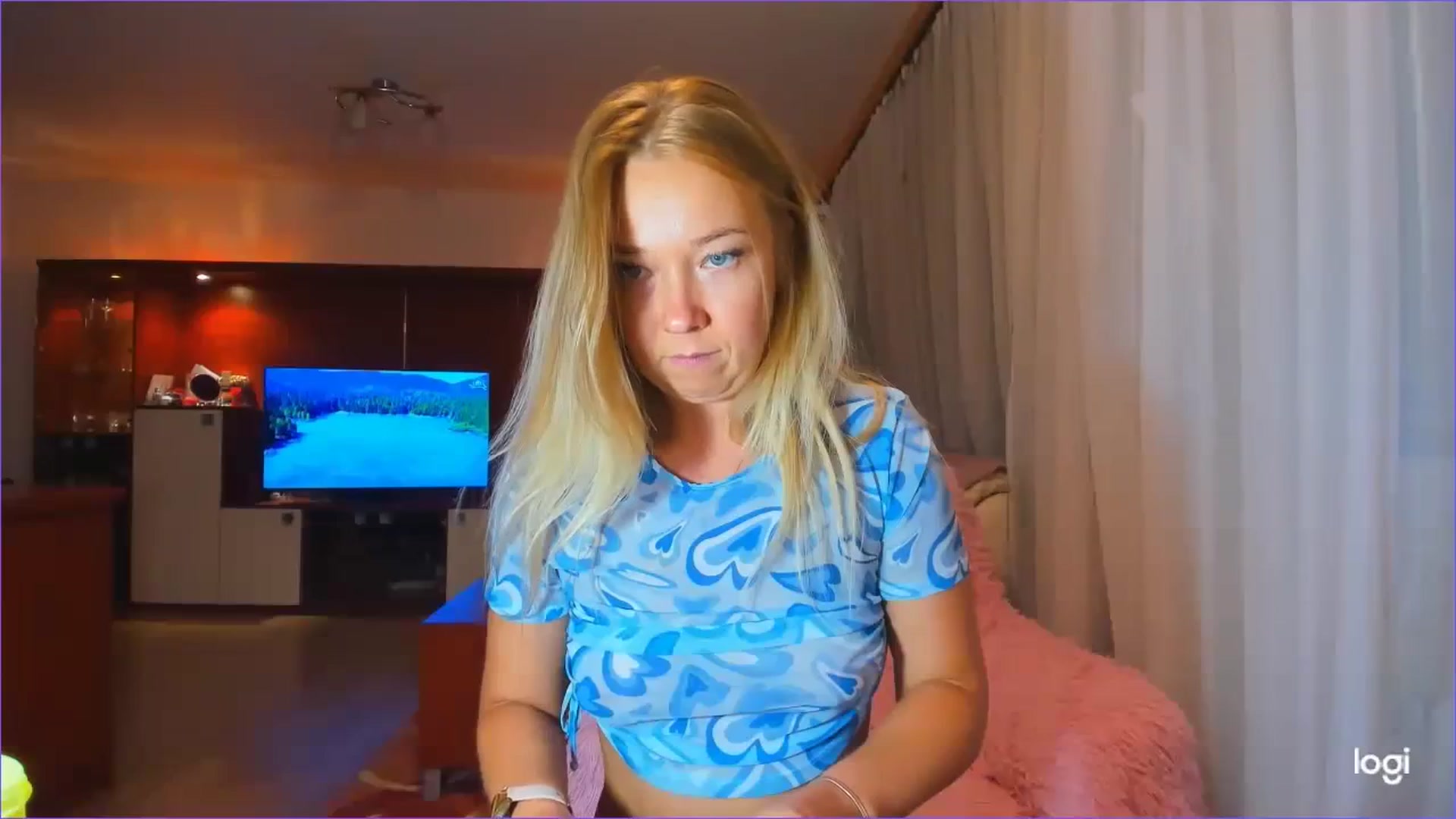 Gallery image thumbnail from FlamingoDream's myfreecams stream on, 09/29/2023, 24:42 image 8 of 20
