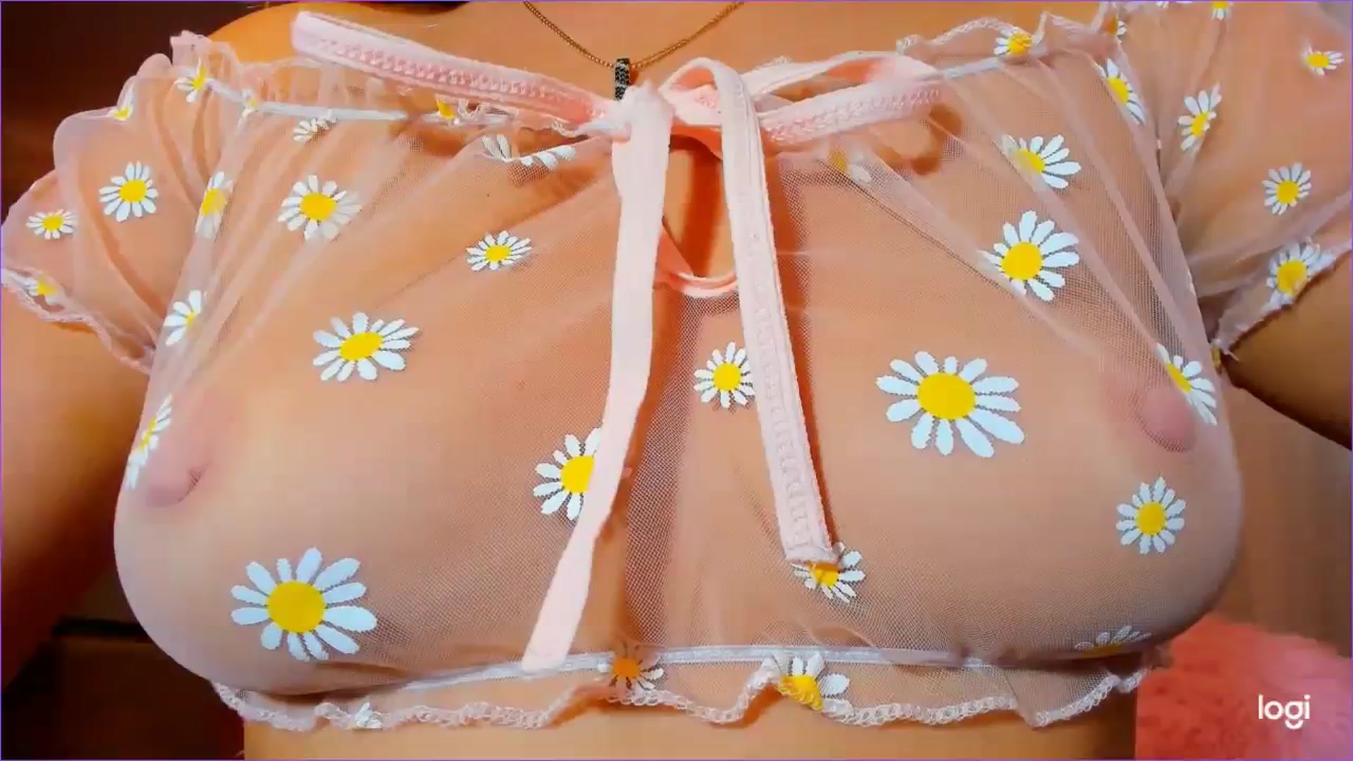 Gallery image thumbnail from FlamingoDream's myfreecams stream on, 10/04/2023, 22:16 image 17 of 20