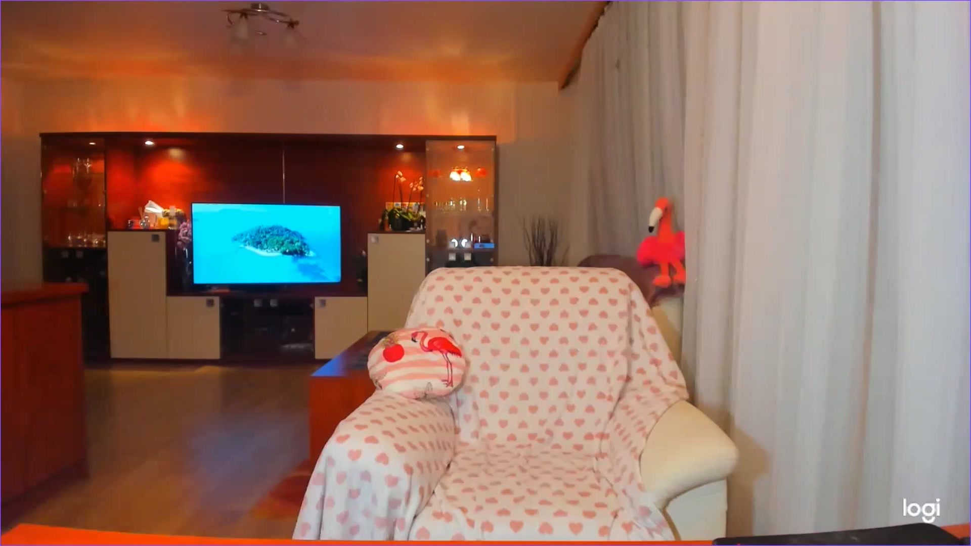 Gallery image thumbnail from FlamingoDream's myfreecams stream on, 10/16/2023, 21:50 image 13 of 20