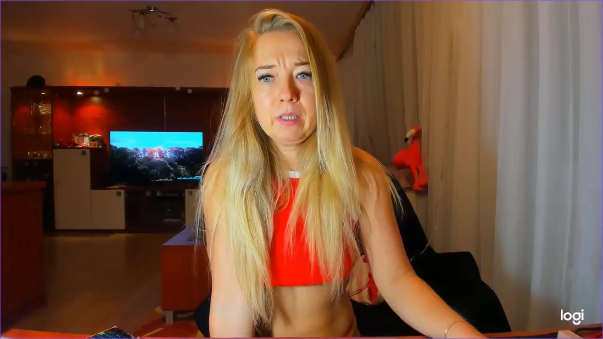 Gallery image thumbnail from FlamingoDream's myfreecams stream on, 11/22/2023, 01:06 image 2 of 20
